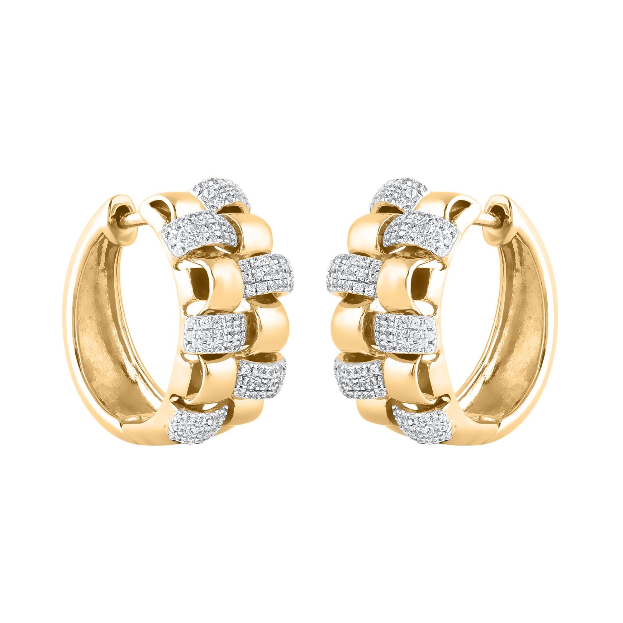 Moderne Créoles Huggie en or jaune 14 carats avec diamants naturels de 0,50 carat TJD en vente