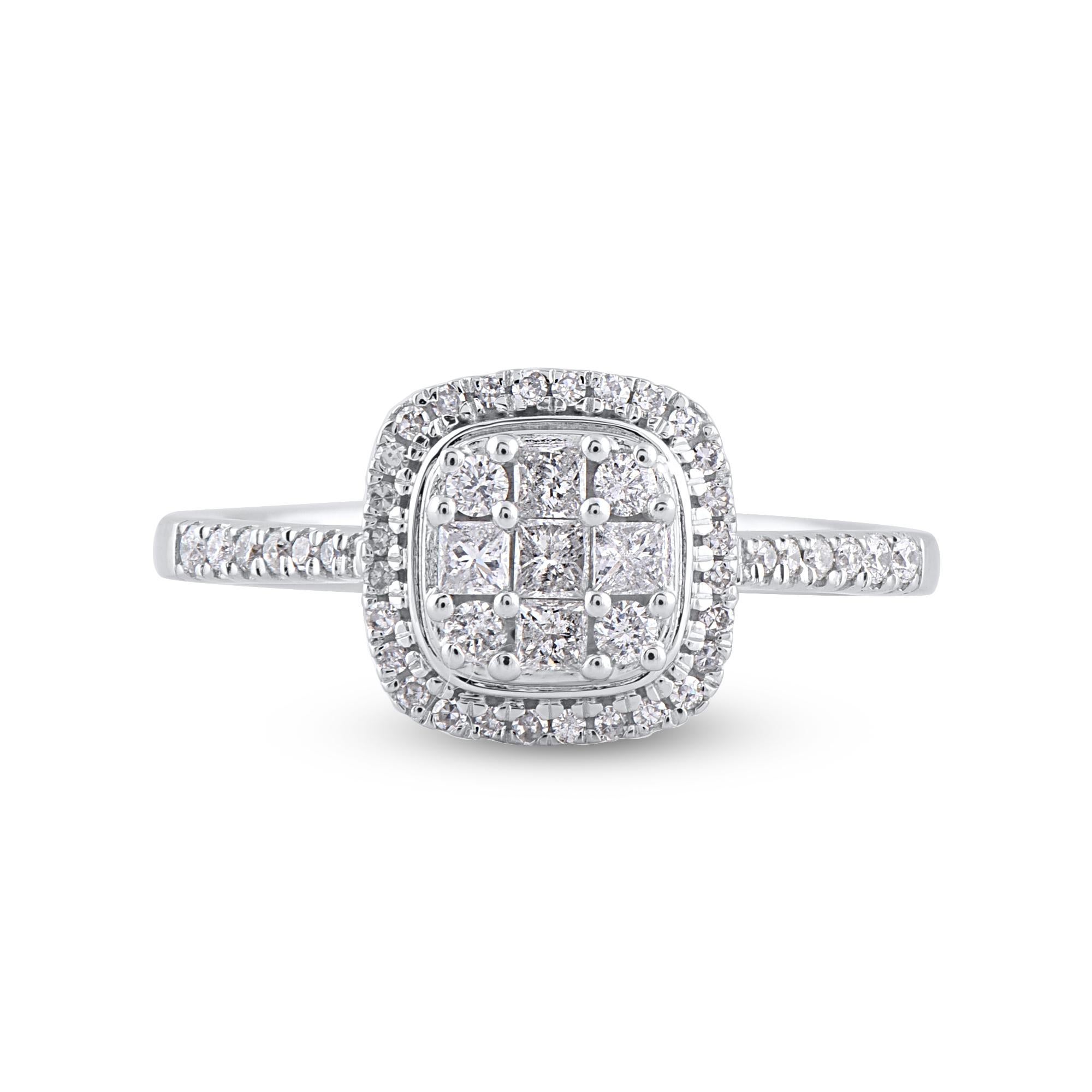Die Verlobung ist einer der schönsten und denkwürdigsten Momente im Leben. Und der perfekte Ring ist die Kirsche auf dem Sahnehäubchen! Dieser Verlobungsring ist fachmännisch aus 14 Karat Weißgold gefertigt. In diesem Ring funkeln 51 Diamanten im