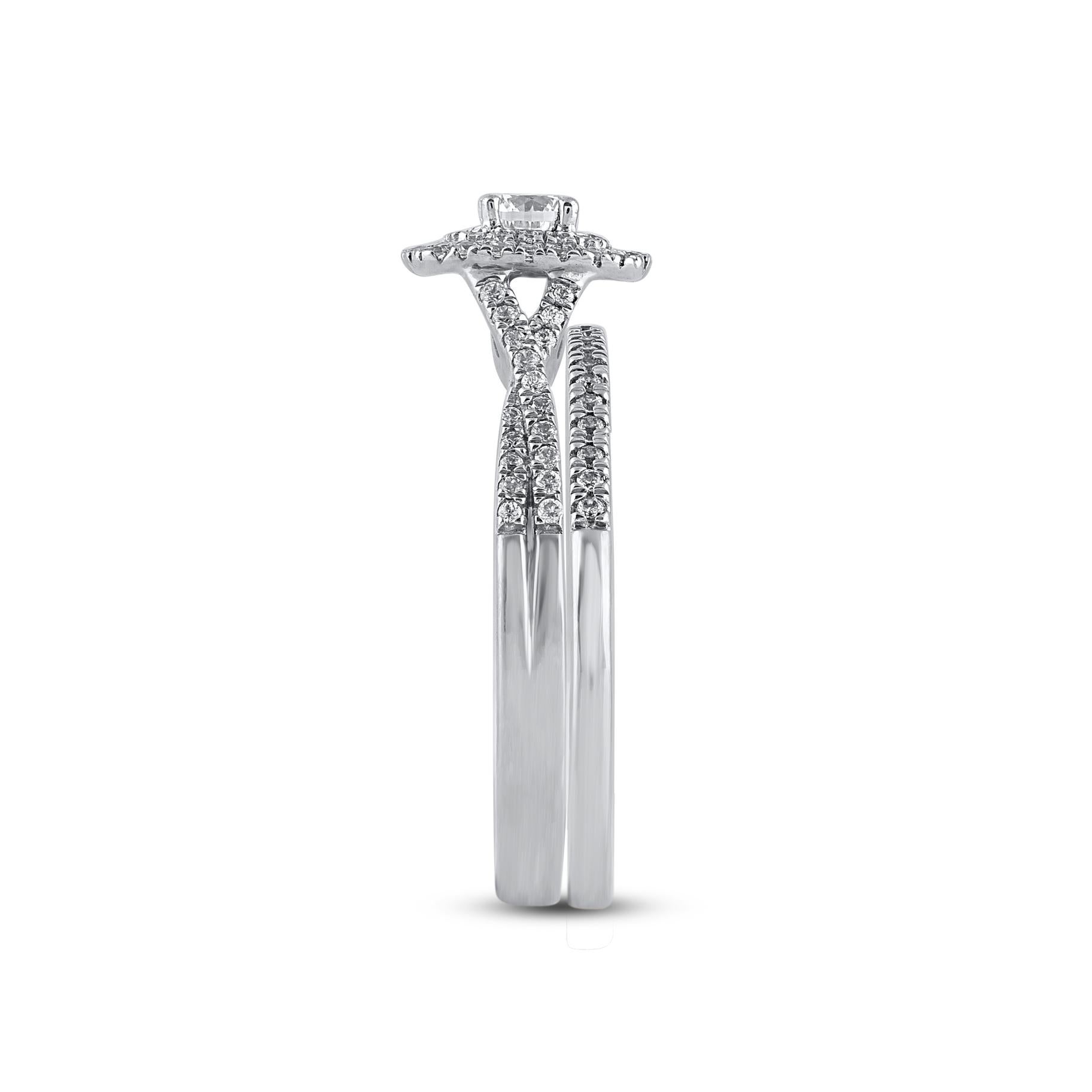 TJD 0.50 Carat Natural Round Cut Diamond 14 Karat White Gold Bridal Ring Set In New Condition For Sale In New York, NY