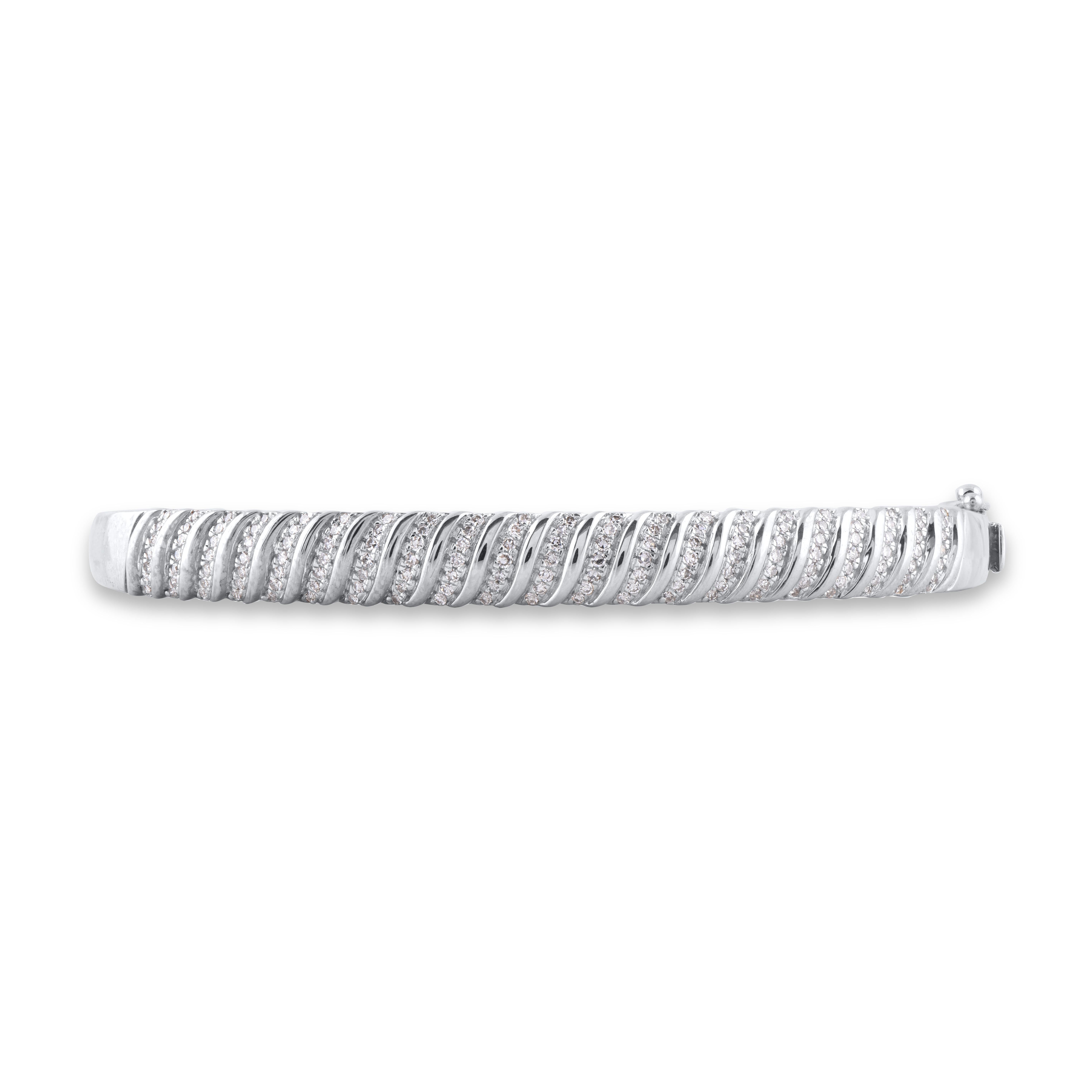 Moderne Bracelet jonc S en or blanc 14 carats avec diamants naturels de taille ronde de 0,50 carat TJD en vente