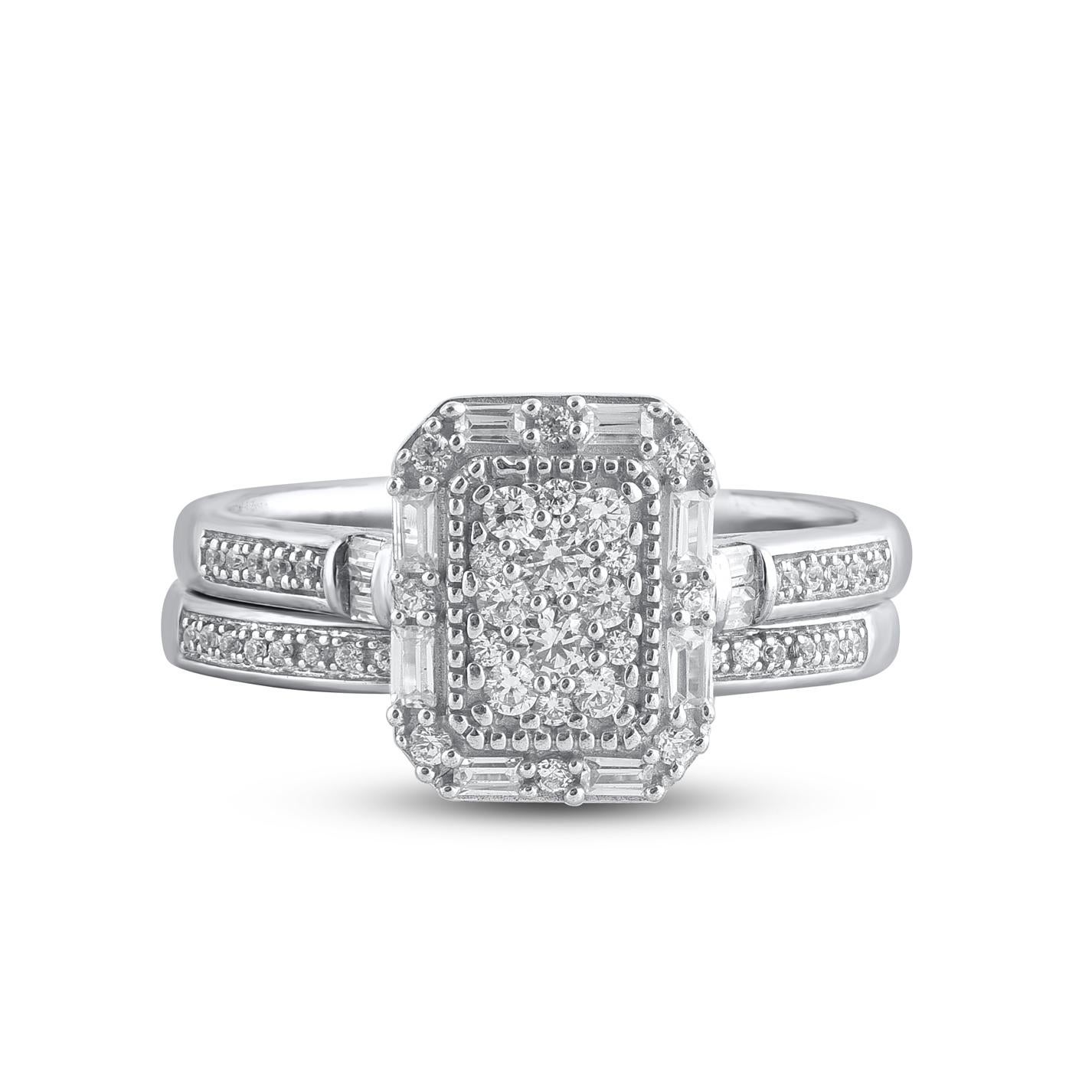Contemporain Bague de mariage en or blanc 14 carats sertie d'un diamant rond naturel de 0,50 carat TJD en vente
