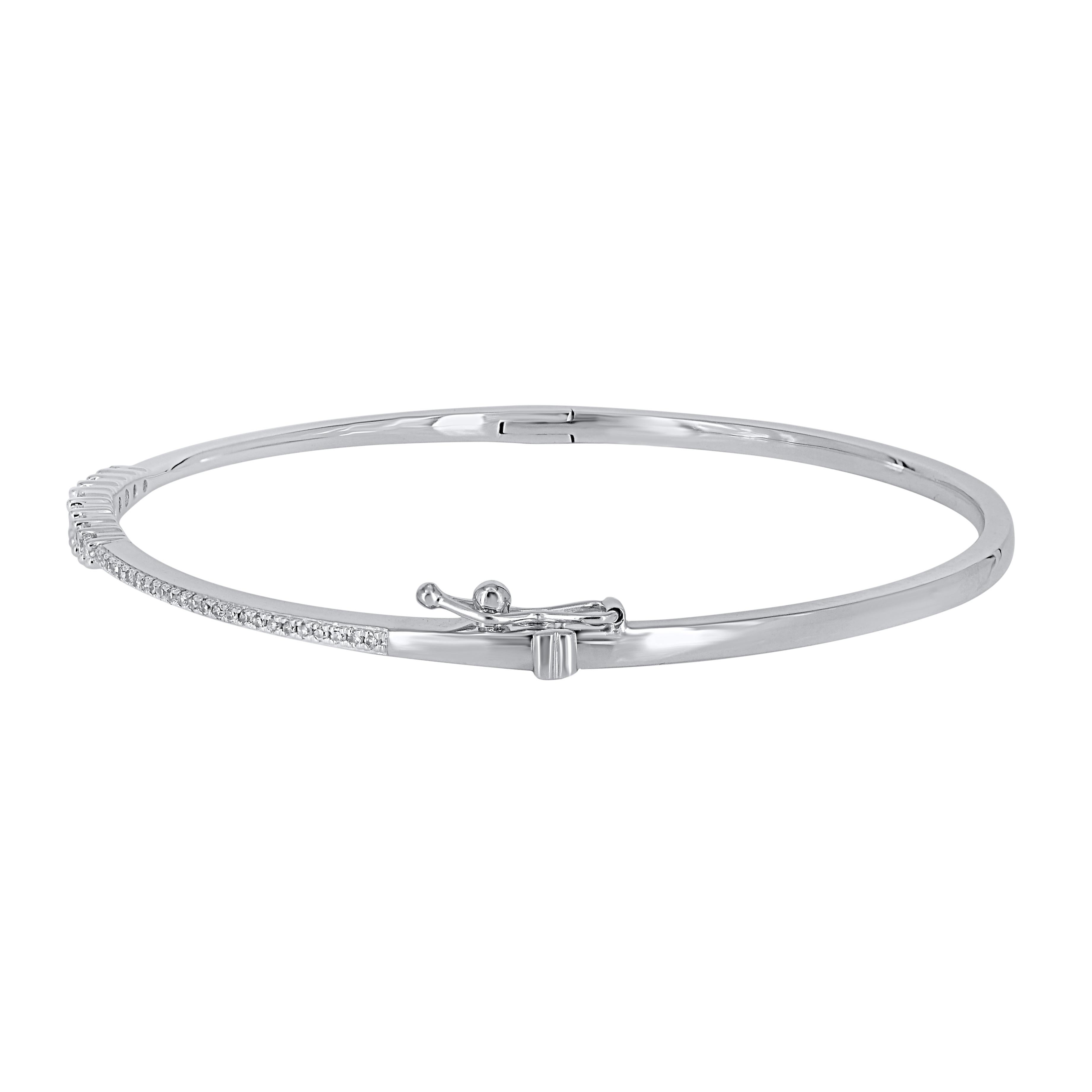 Contemporain Bracelet jonc en or blanc 14 carats avec diamants ronds naturels de 0,50 carat TJD en vente