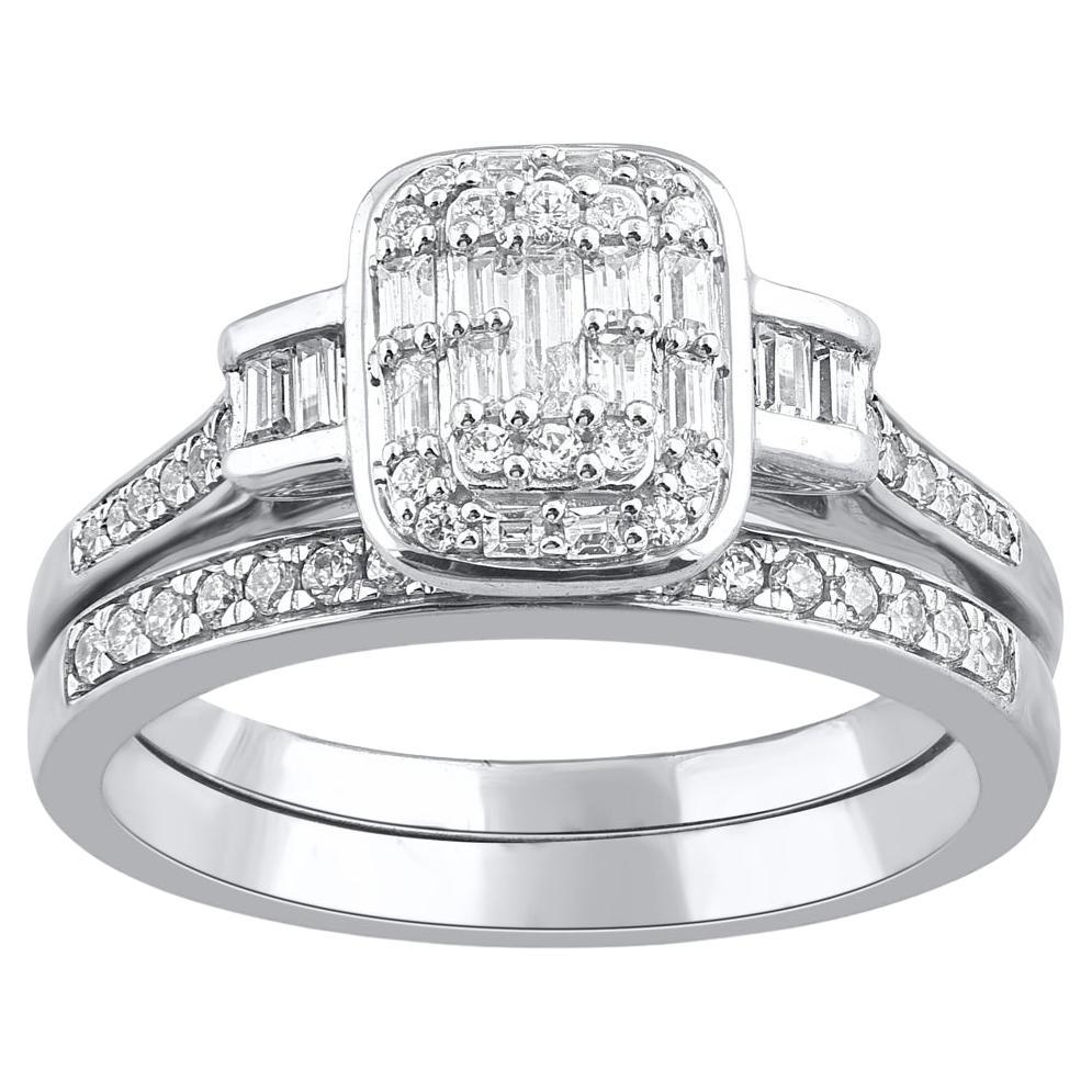 TJD 0.50 Carat Round and Baguette Diamond 14 Karat White Gold Bridal Ring Set For Sale