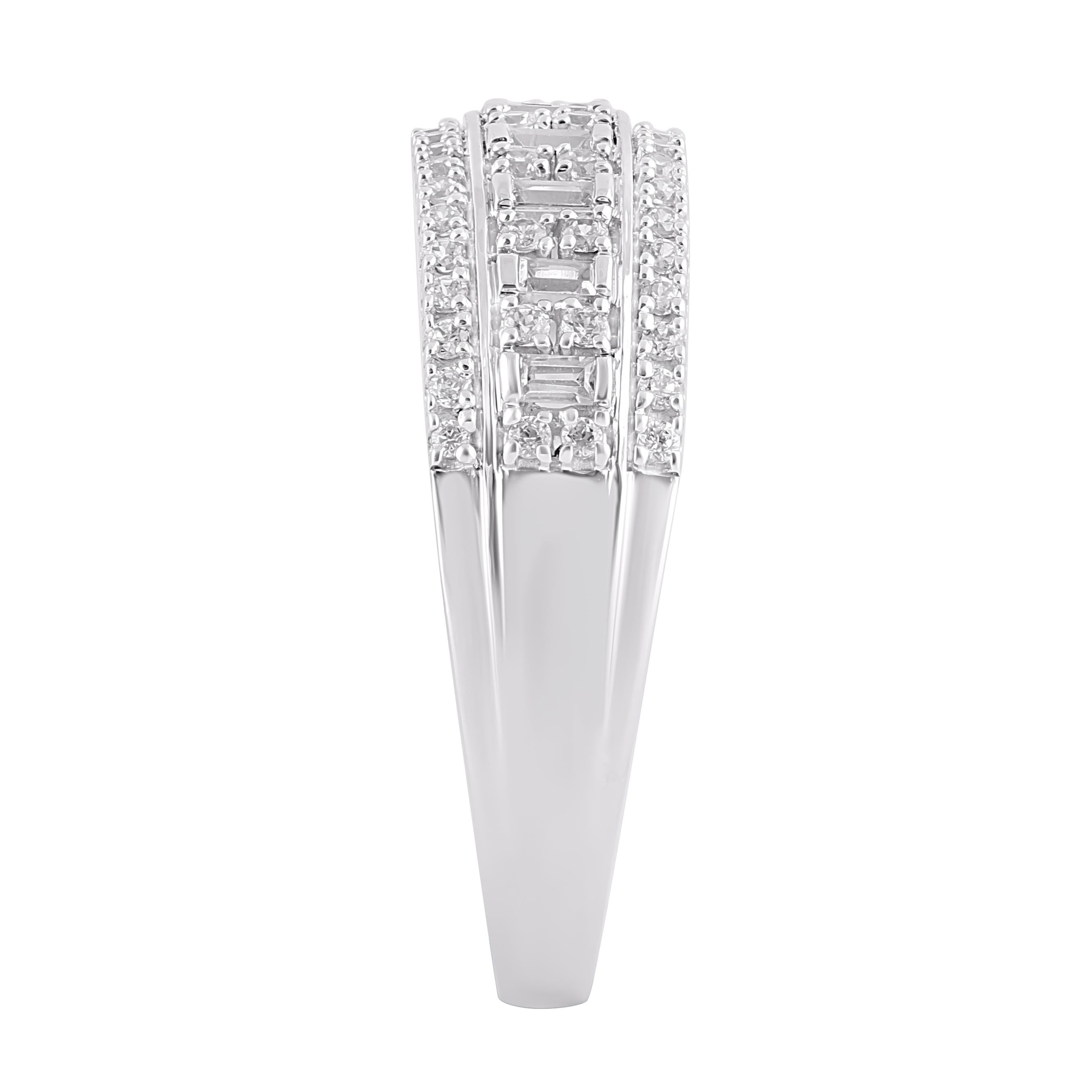 Mixed Cut TJD 0.50 Carat Round and Baguette Diamond 14 Karat White Gold Wedding Band Ring For Sale