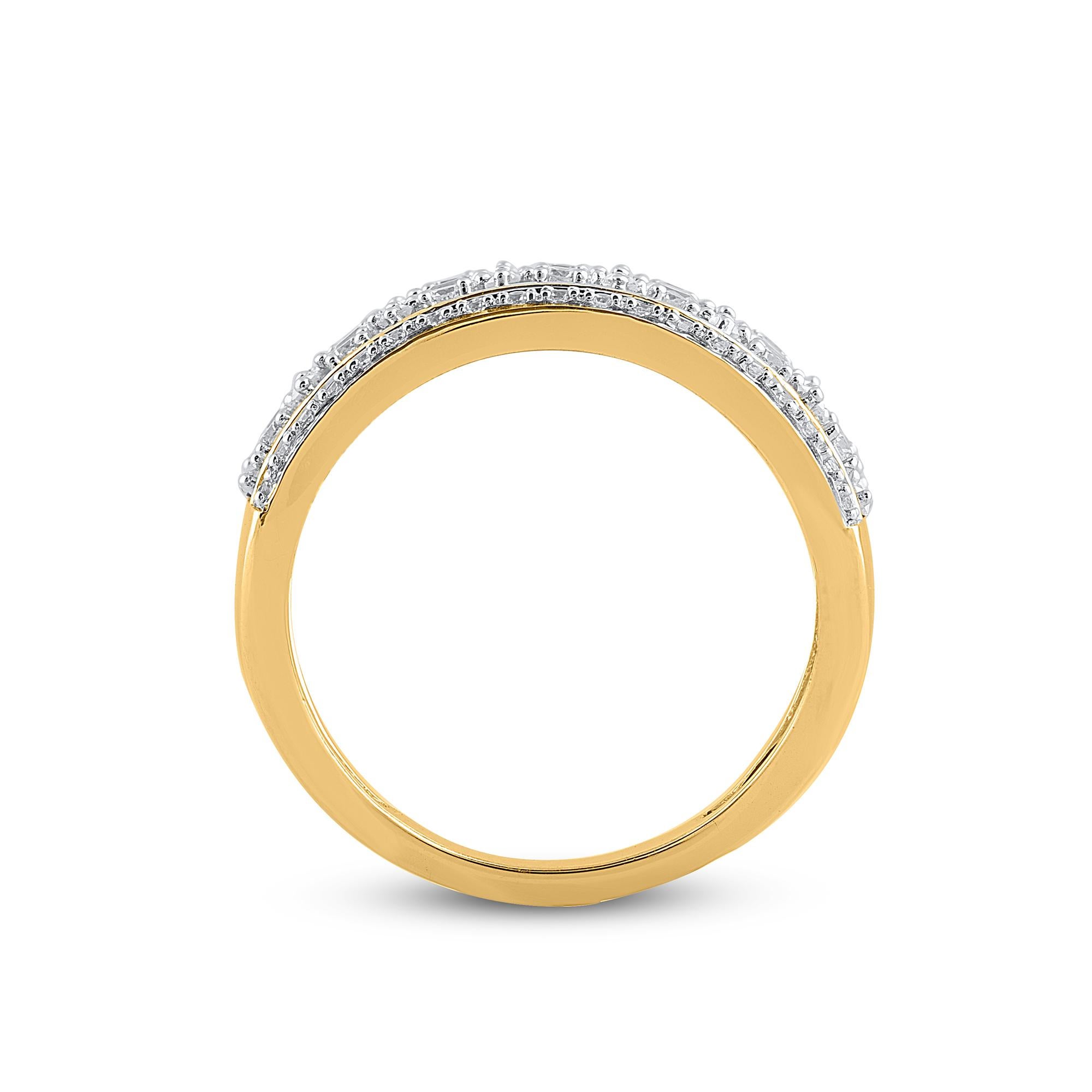 Alliance à plusieurs rangs en or jaune 14 carats avec diamants ronds et baguettes TJD 1,0 carat Neuf - En vente à New York, NY