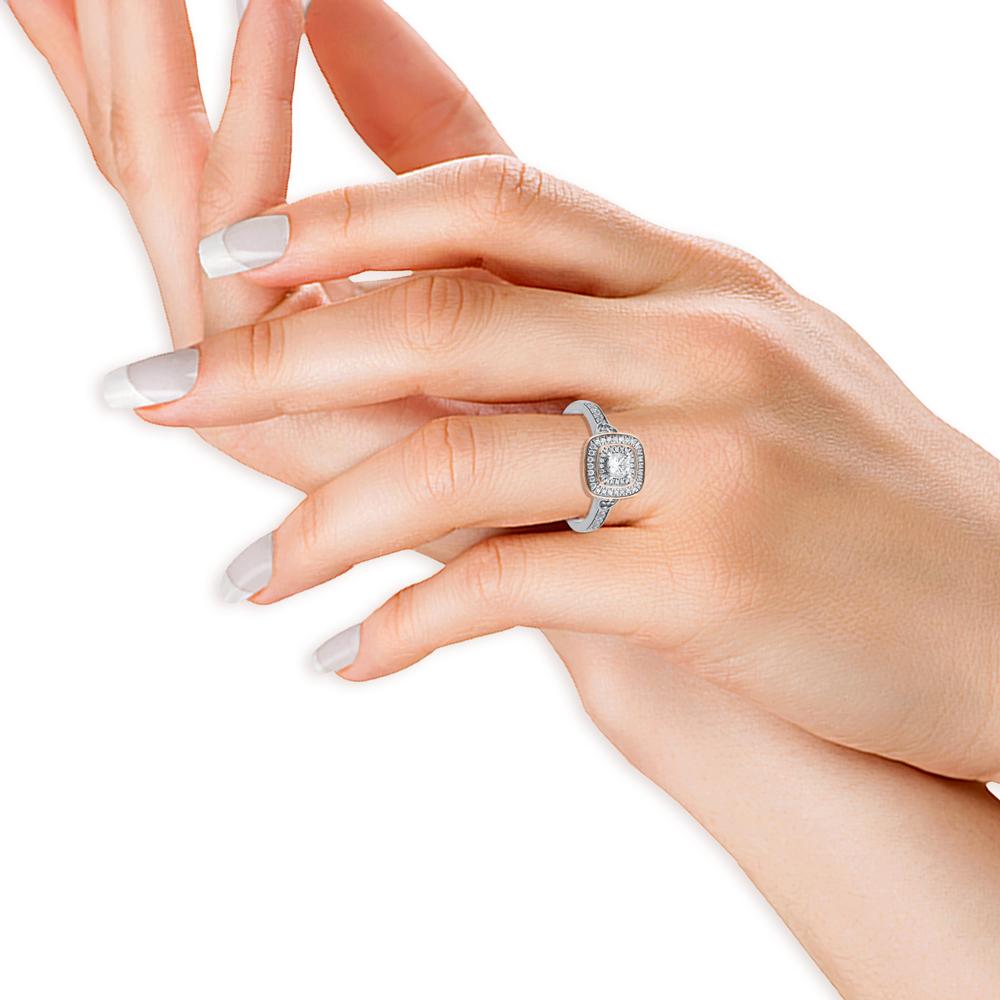 Women's TJD 0.50 Carat Round Diamond 14 Karat Gold Cushion Shape Halo Engagement Ring For Sale