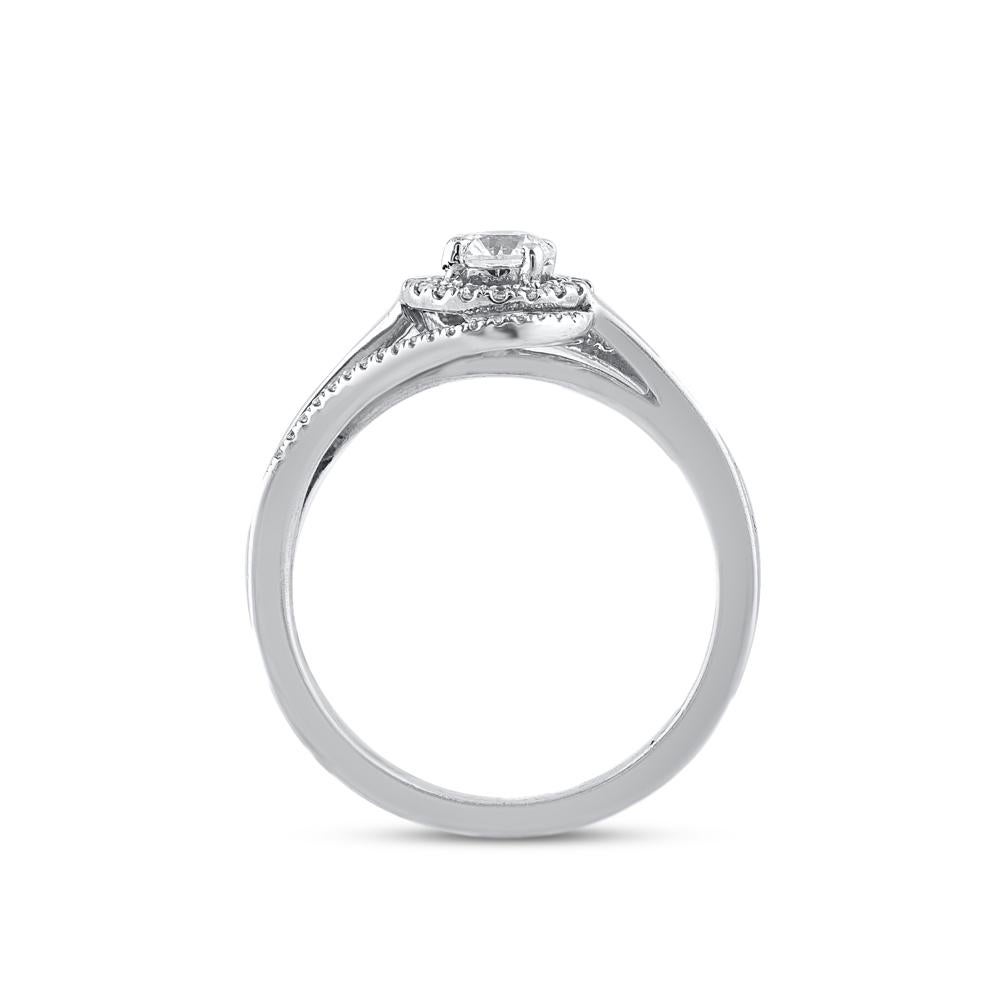 TJD Anello di fidanzamento con diamante rotondo da 0,50 carati e gambo curvo in oro bianco da 18 carati In condizioni Nuovo in vendita a New York, NY