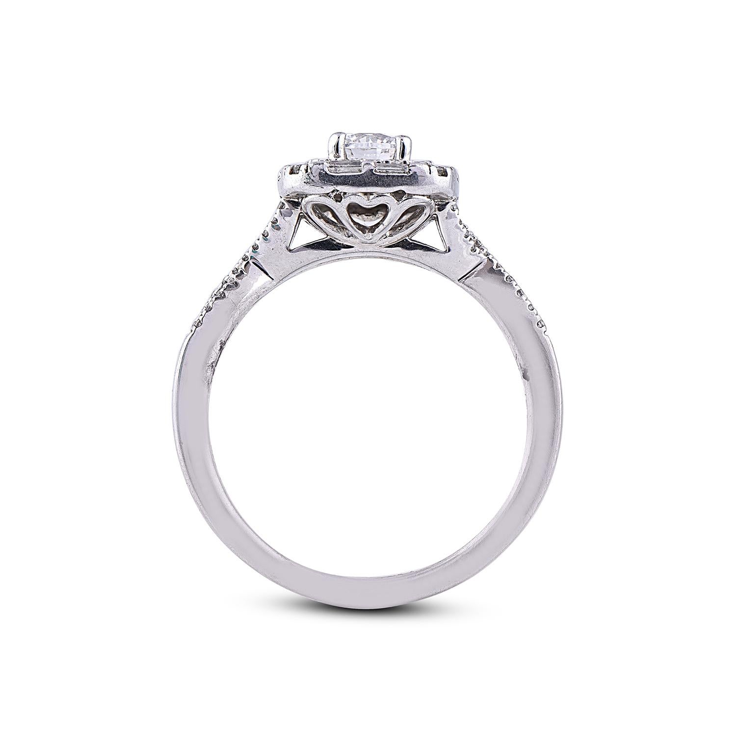 Women's TJD 0.65 Carat Round & Baguette Diamond 18K White Gold Cushion Shape Bridal Ring For Sale