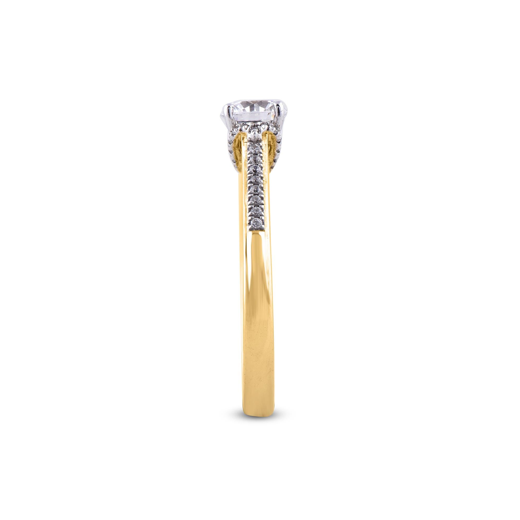 Taille ronde Bague de fiançailles de mariage en or jaune 18 carats avec diamant naturel rond de 0,65 carat TJD en vente