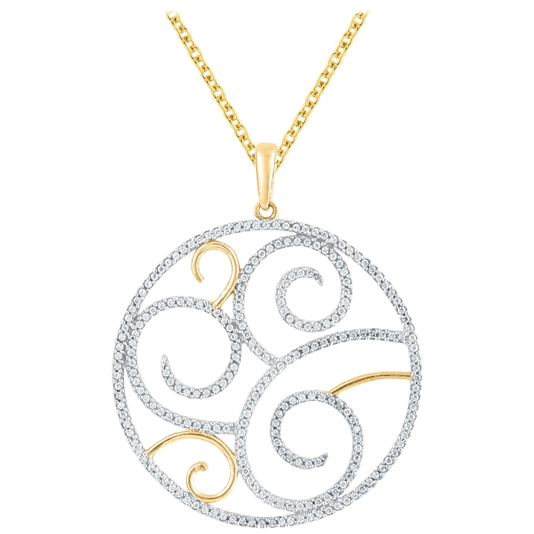 Pendentif circulaire spectaculaire filigrane en or jaune 14 carats avec diamants de 0,70 carat TJD en vente