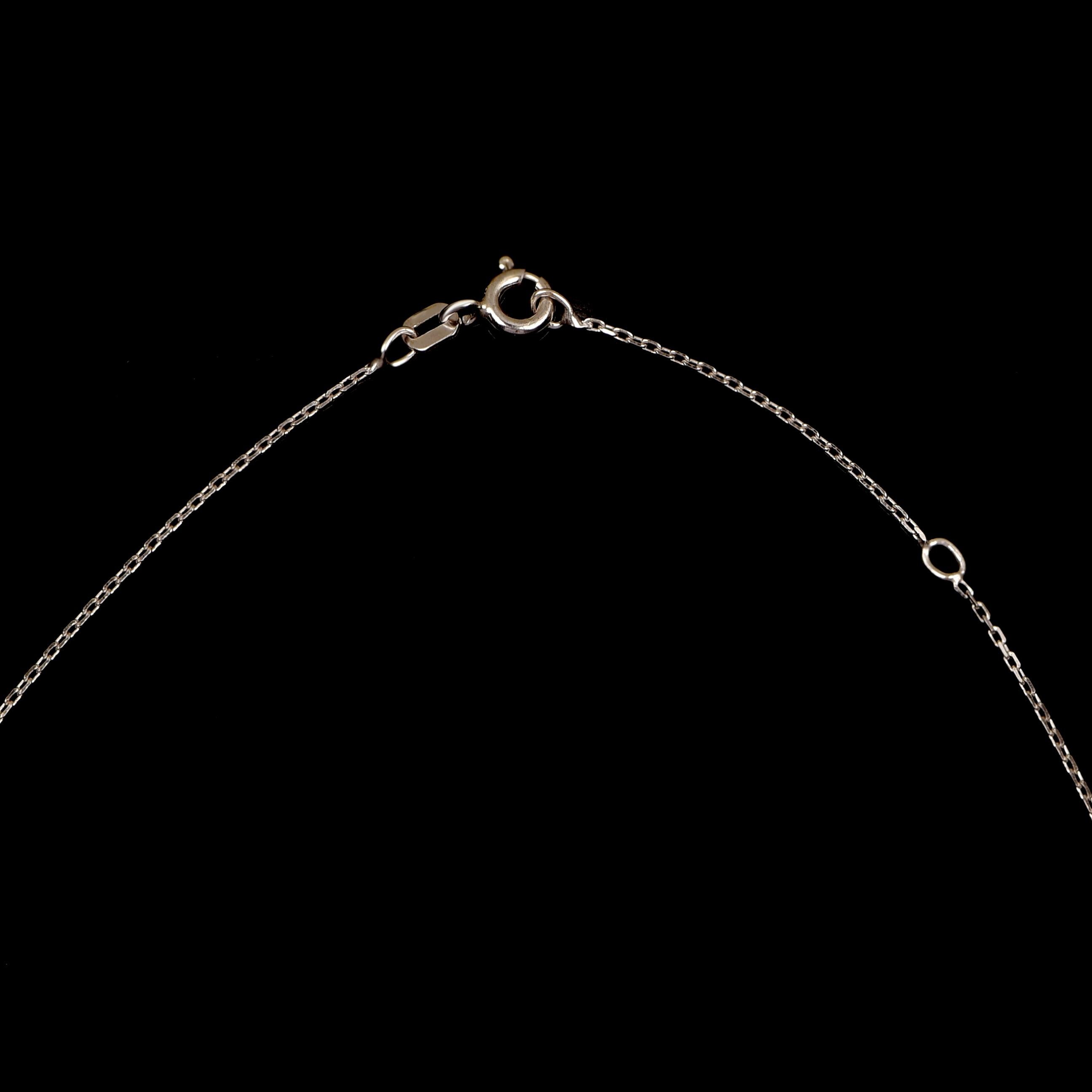 TJD 0,75 Carati alternati a tondi e baguette  Collana con diamanti in oro bianco 18KT In condizioni Nuovo in vendita a New York, NY