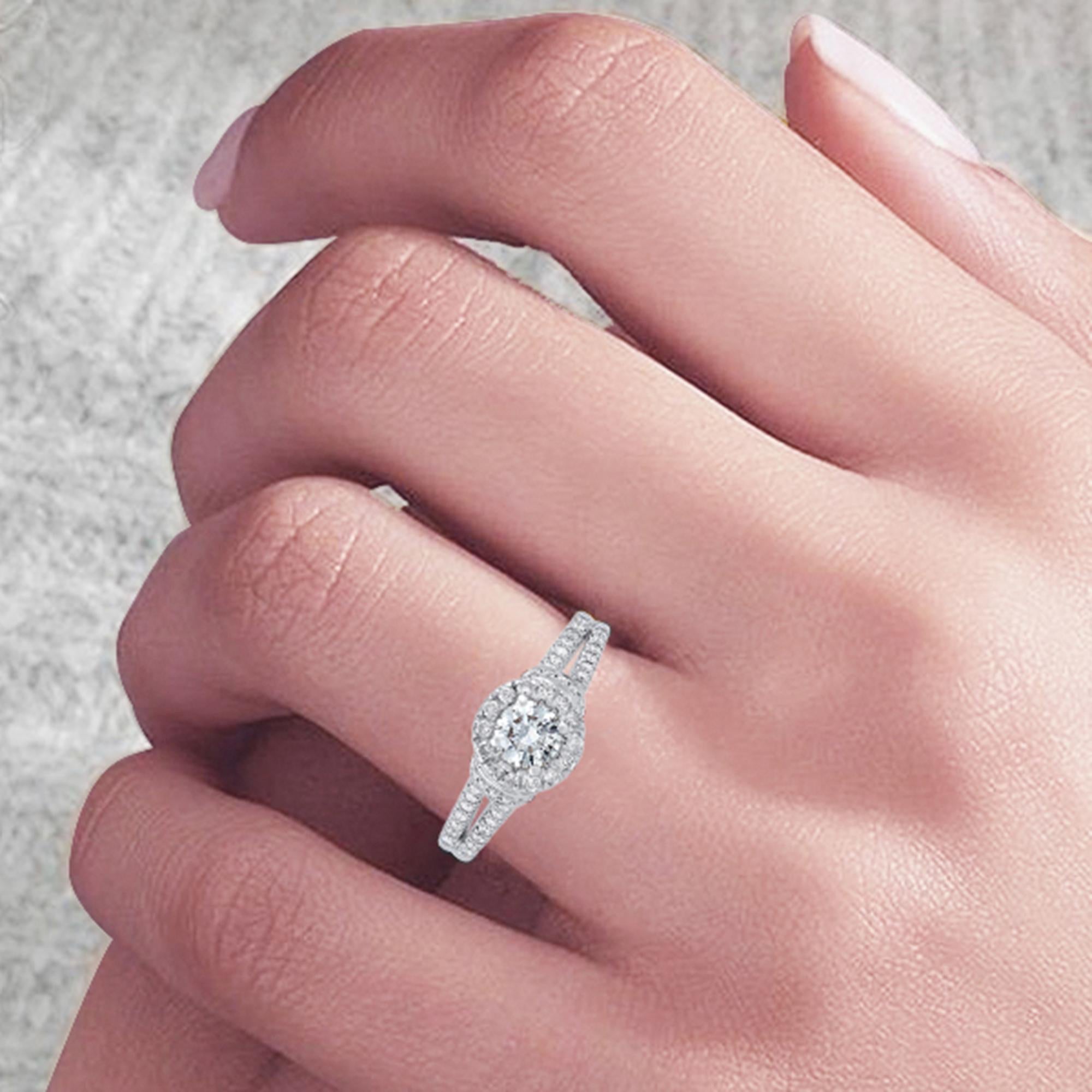 Women's TJD 0.75 Carat Natural Round Cut Diamond 14 Karat White Gold Engagement Ring For Sale