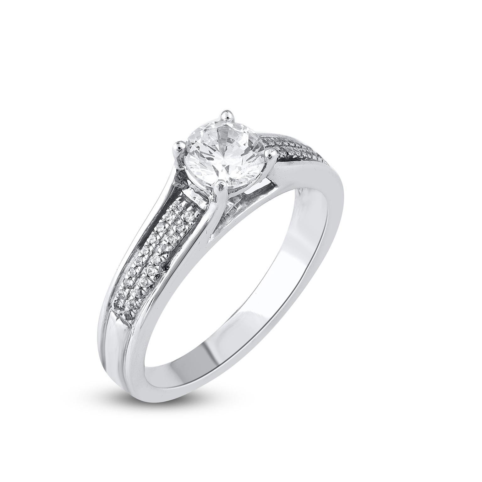 Contemporain Bague de fiançailles de mariage en or blanc 14 carats avec diamants naturels taille ronde de 0,75 carat TJD en vente
