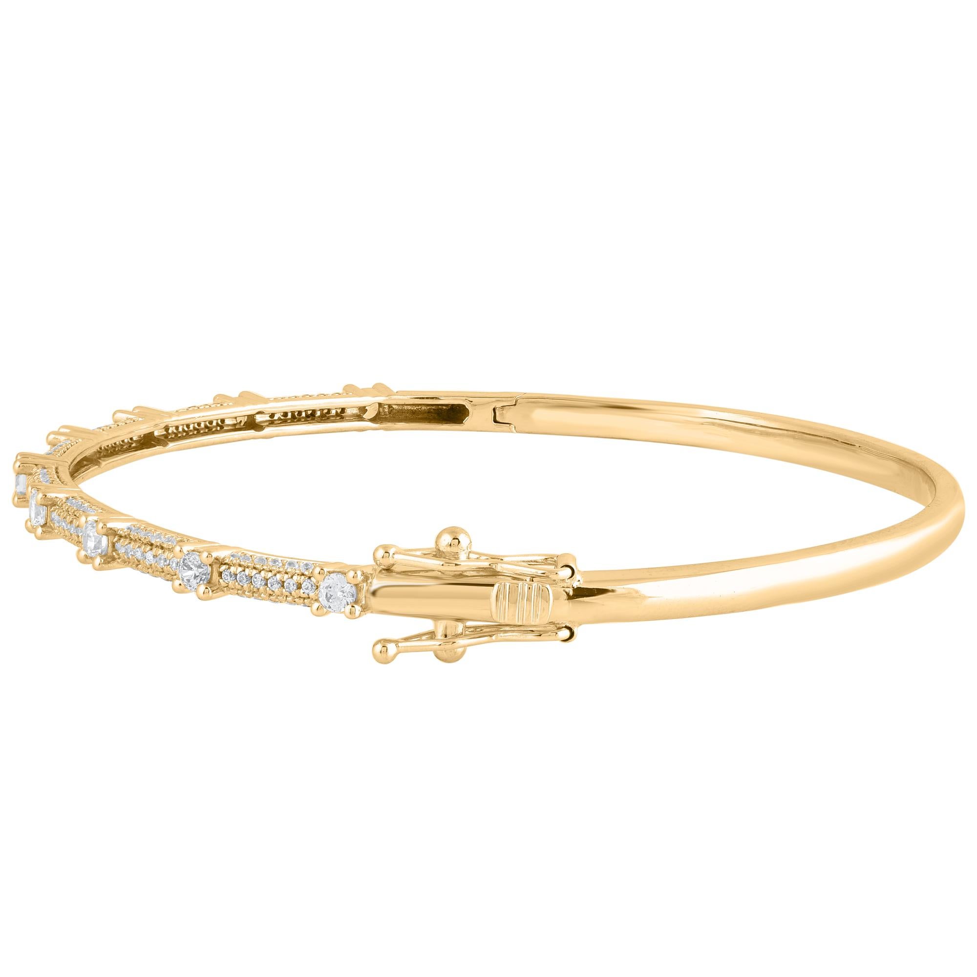 Taille ronde Bracelet jonc en or jaune 14 carats avec diamants ronds naturels de 0,75 carat TJD en vente