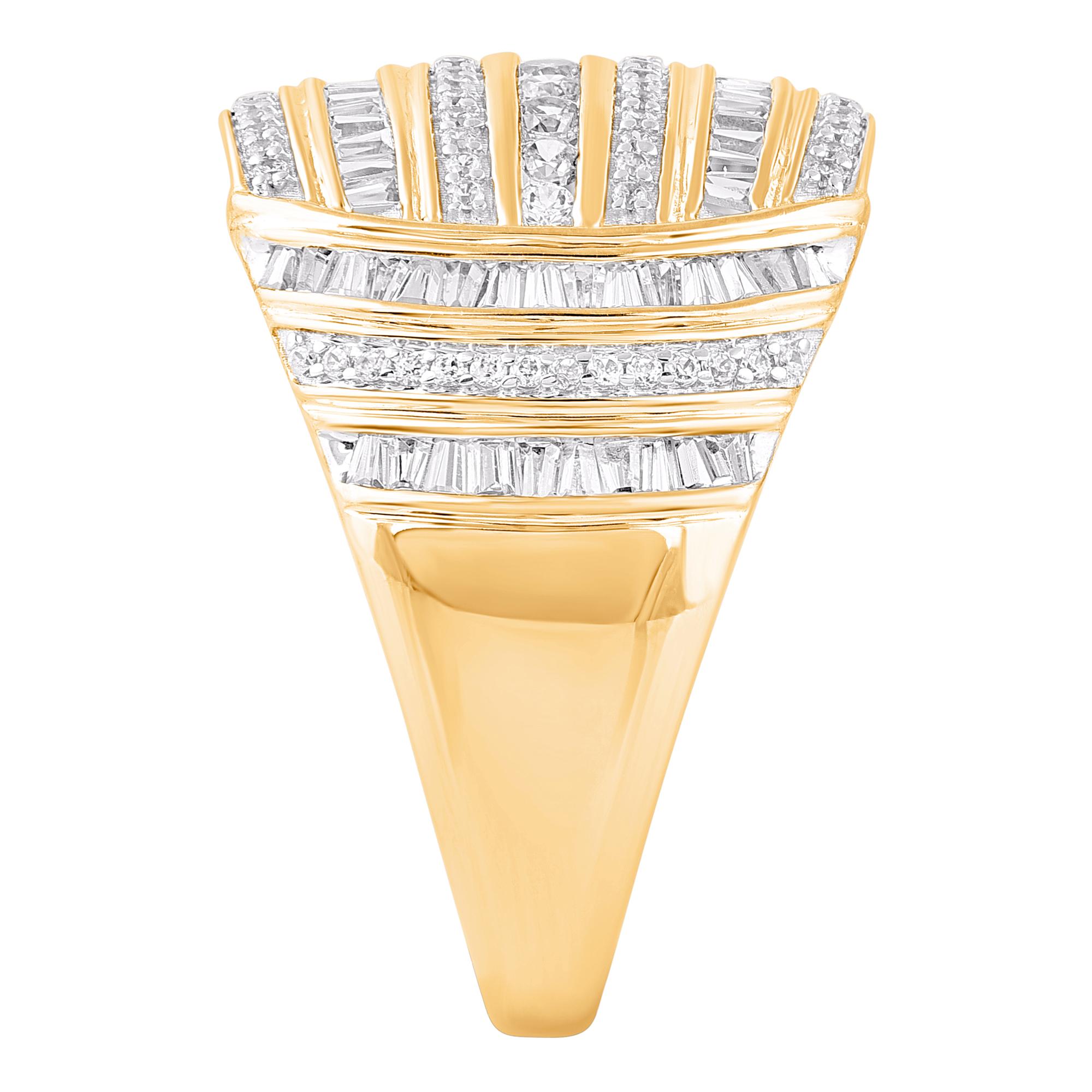 TJD 0.75 Carat Round and Baguette Diamond 14 Karat Yellow Gold Dome Fashion Ring In New Condition For Sale In New York, NY