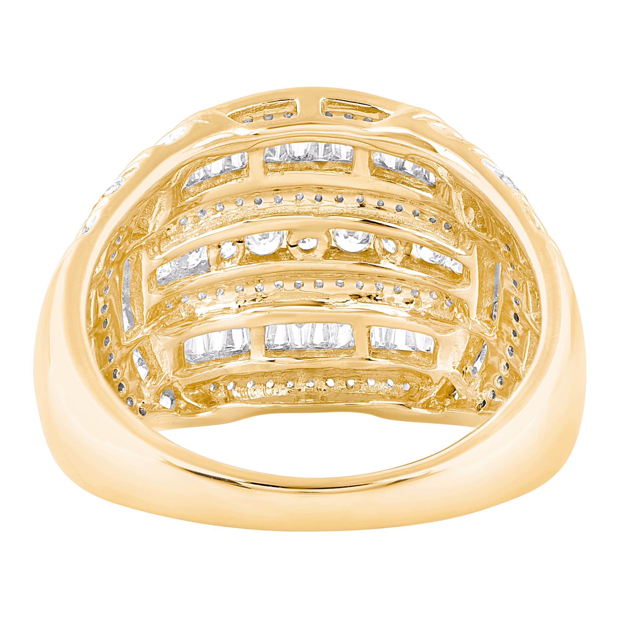 TJD Bague à dôme en or jaune 14 carats avec diamants ronds et baguettes de 0,75 carat Pour femmes en vente