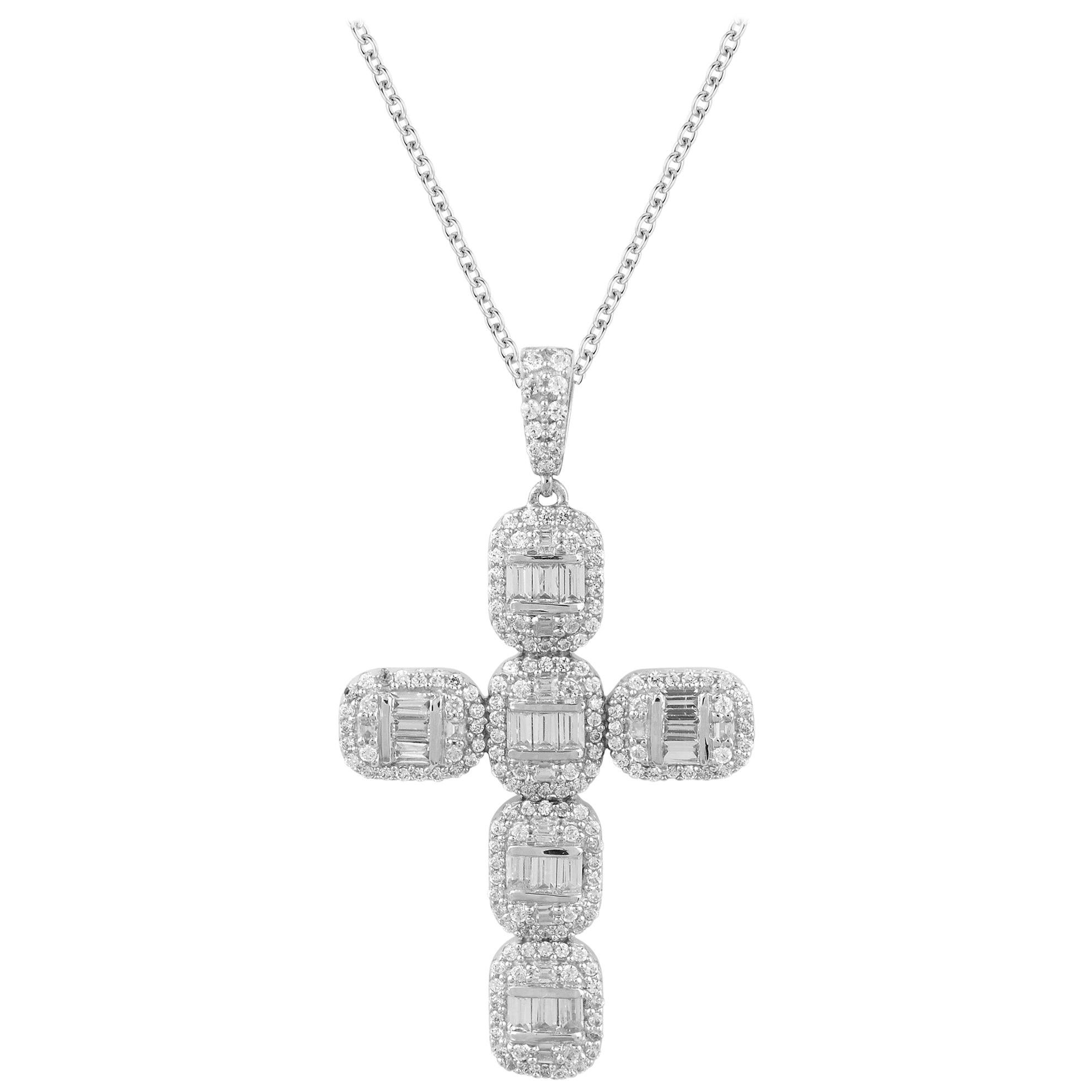 Pendentif croix en or blanc 14 carats avec chaîne et diamants ronds et baguettes de 0,75 carat TJD