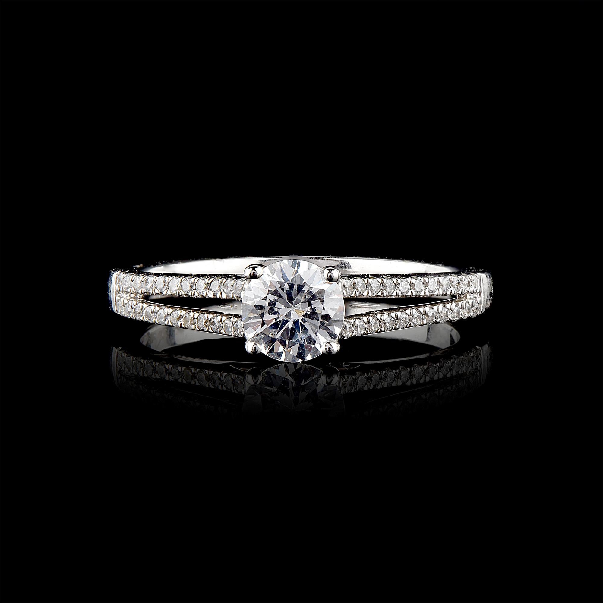 Modern TJD 0.75 Carat Round Diamond 18 Karat White Gold Split Shank Engagement Ring For Sale