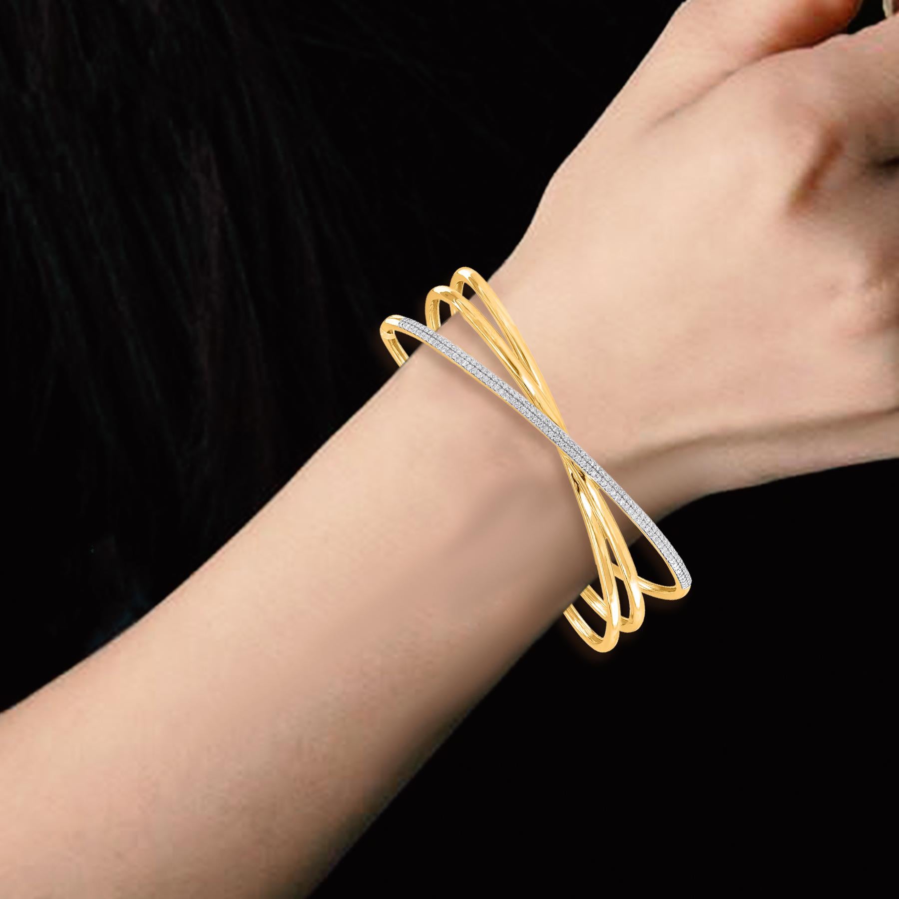TJD 1/2 Carat Round Cut Diamond Criss-Cross Bangle in 14 Karat Yellow Gold In New Condition For Sale In New York, NY