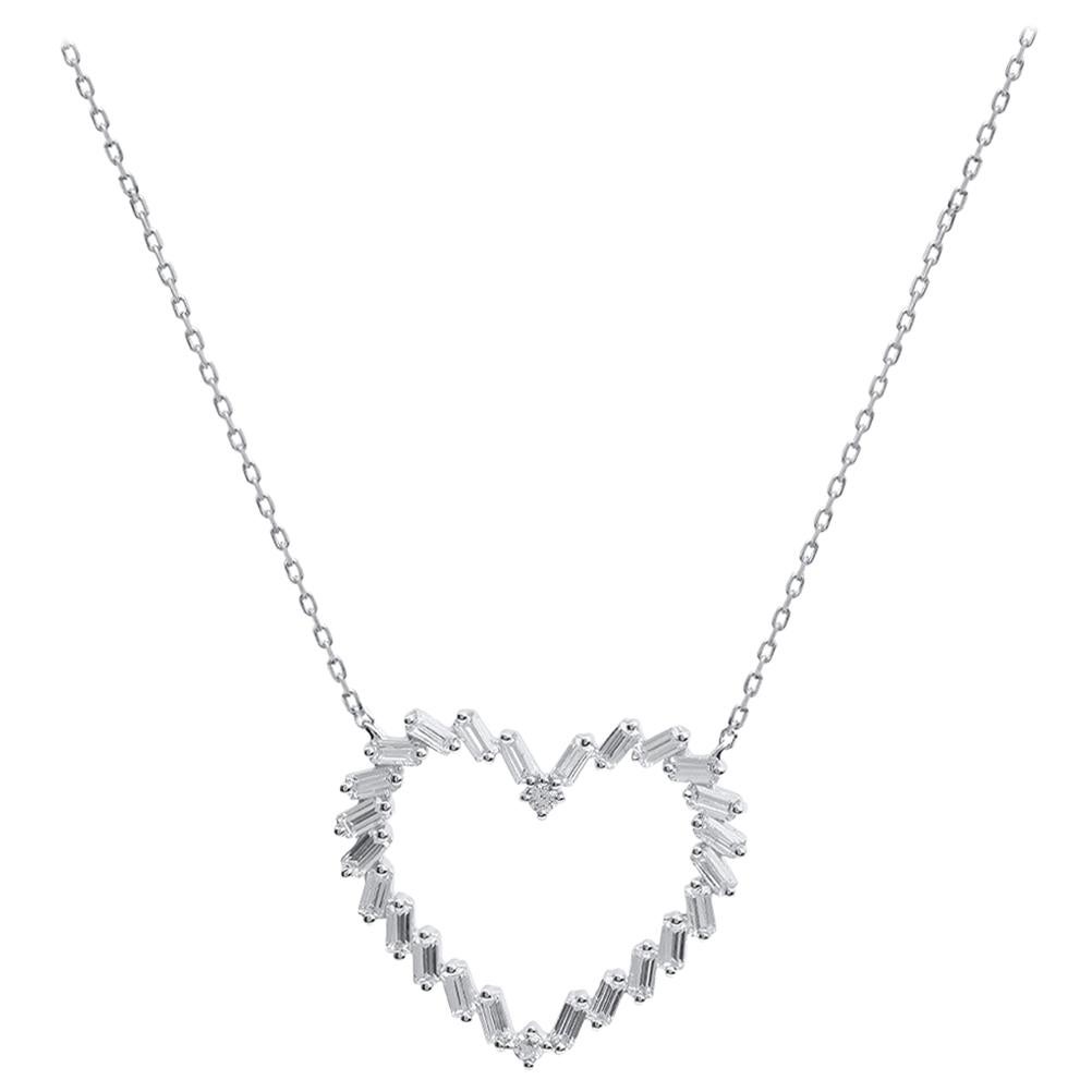Pendentif cœur en or blanc 14 carats avec chaîne et diamants baguettes de 1/2 carat TJD