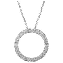 TJD Pendentif circulaire ouvert en or blanc 14 carats avec diamants ronds et baguettes alternés de 1 carat