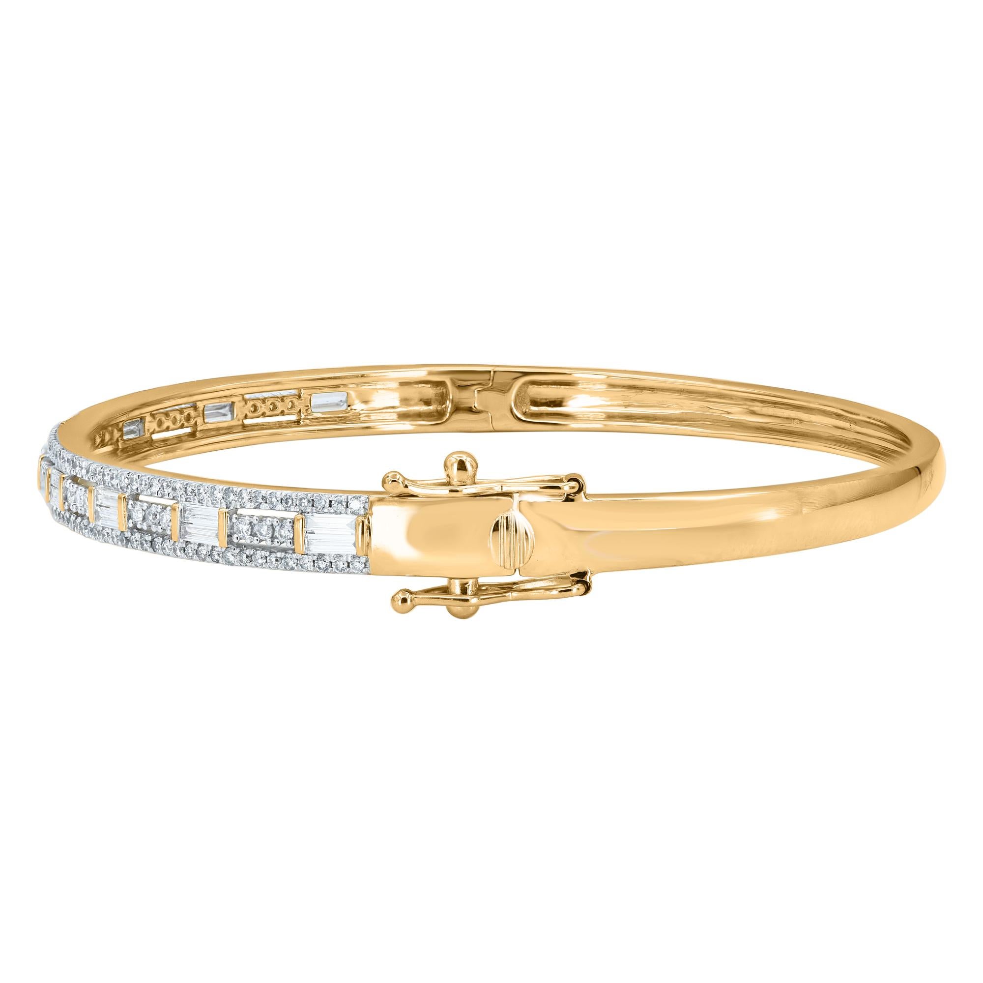 Modern TJD 1 Carat Brilliant Cut & Baguette Diamond Bangle Bracelet in 18KT Yellow Gold For Sale