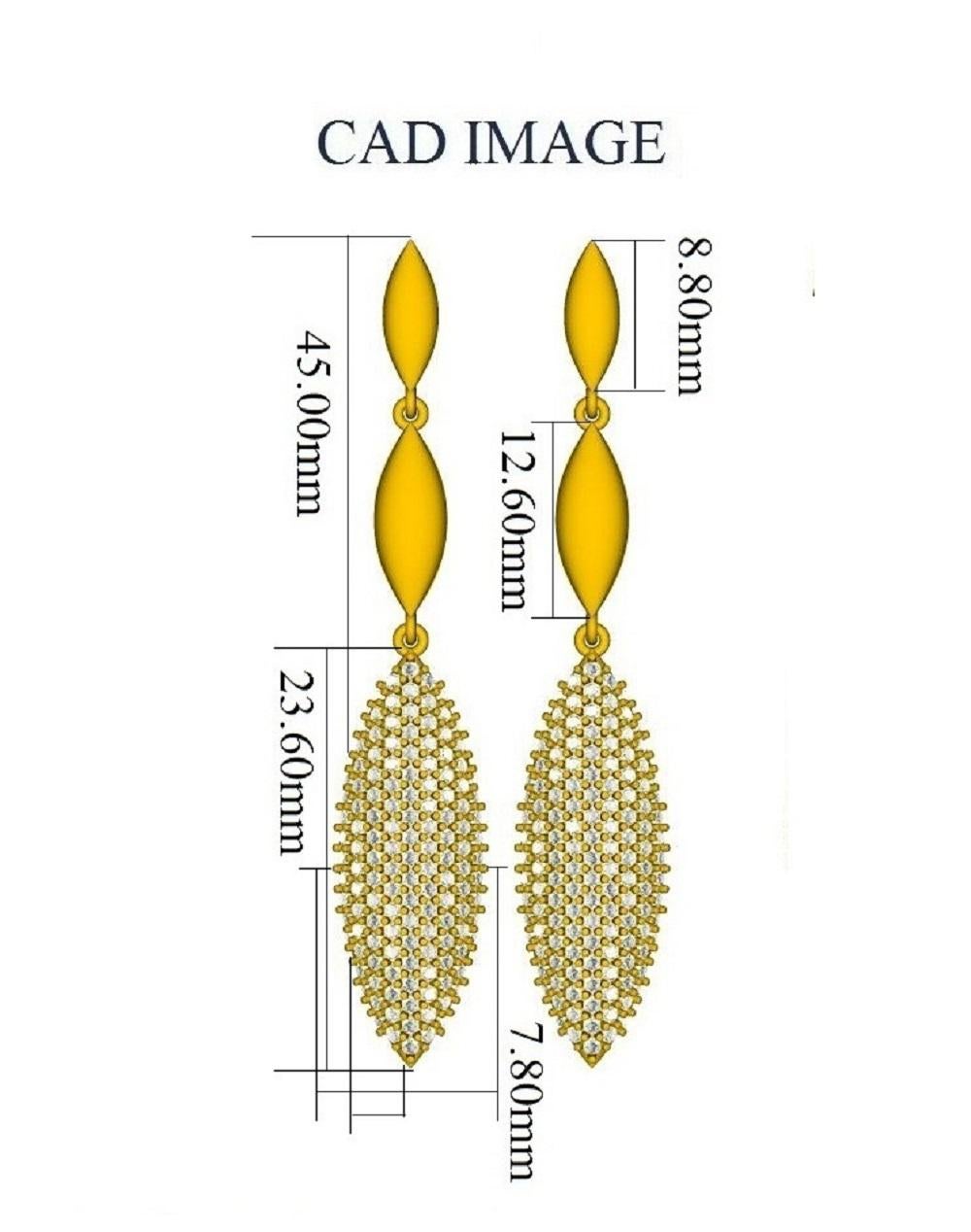 Laissez-vous séduire par l'allure éblouissante de ces boucles d'oreilles en diamant. Fabriquée à la perfection en or jaune 14 carats et sertie de 270 diamants ronds de taille brillant en serti clos, elle brille par sa couleur H-I et sa pureté I2.