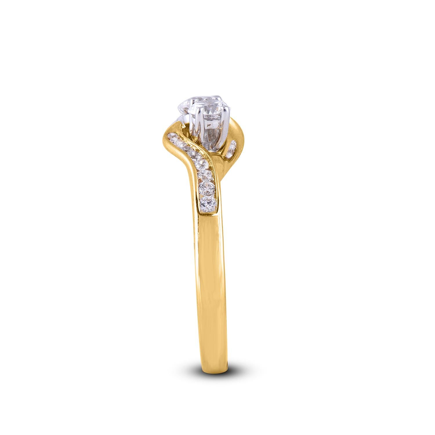 Round Cut TJD 1.0 Carat 3 Stone Round Diamond 18 Karat Yellow Gold Fashion Ring For Sale