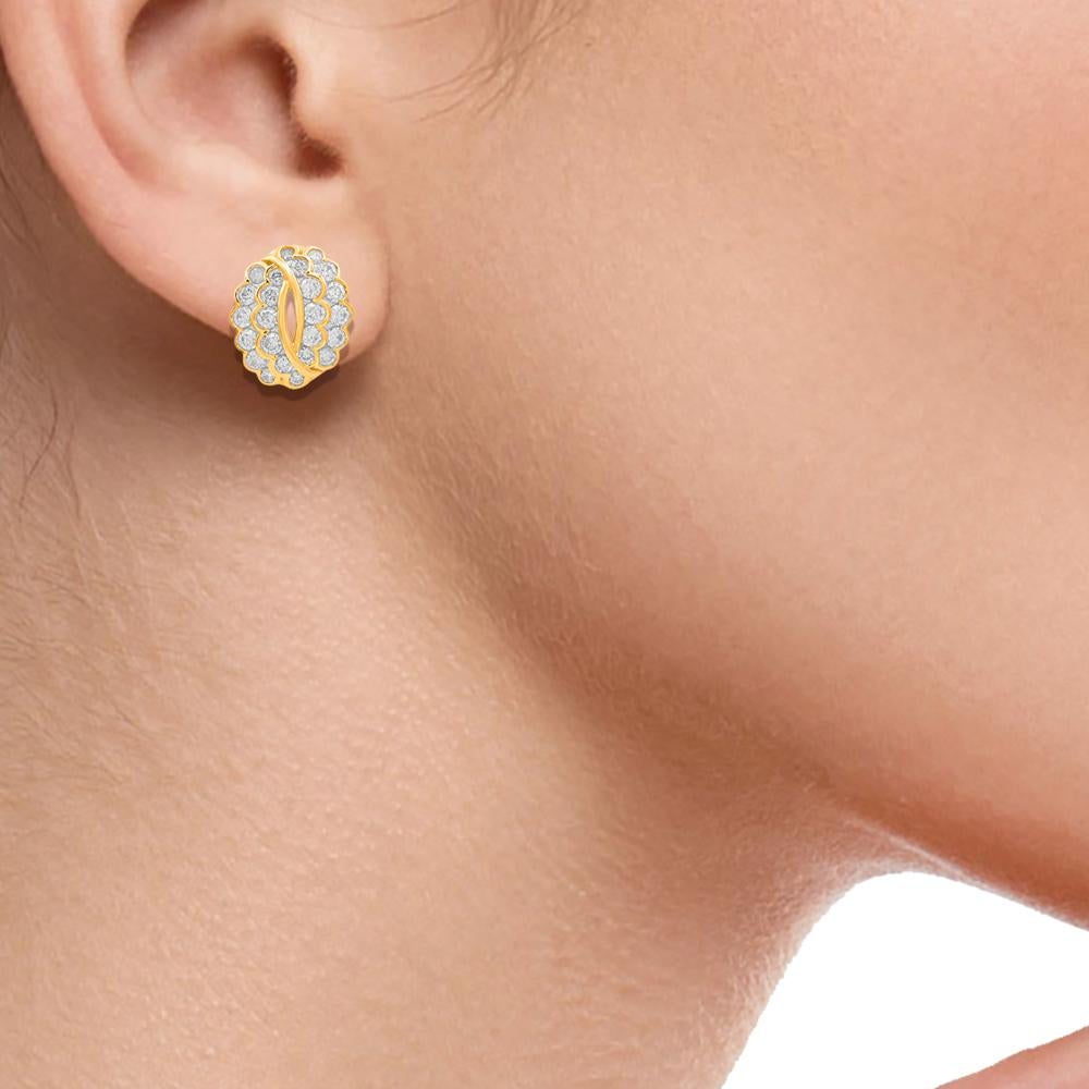Contemporary TJD 1.0 Carat Brilliant Cut Diamond 14KT Yellow Gold Cluster Stud Earring For Sale