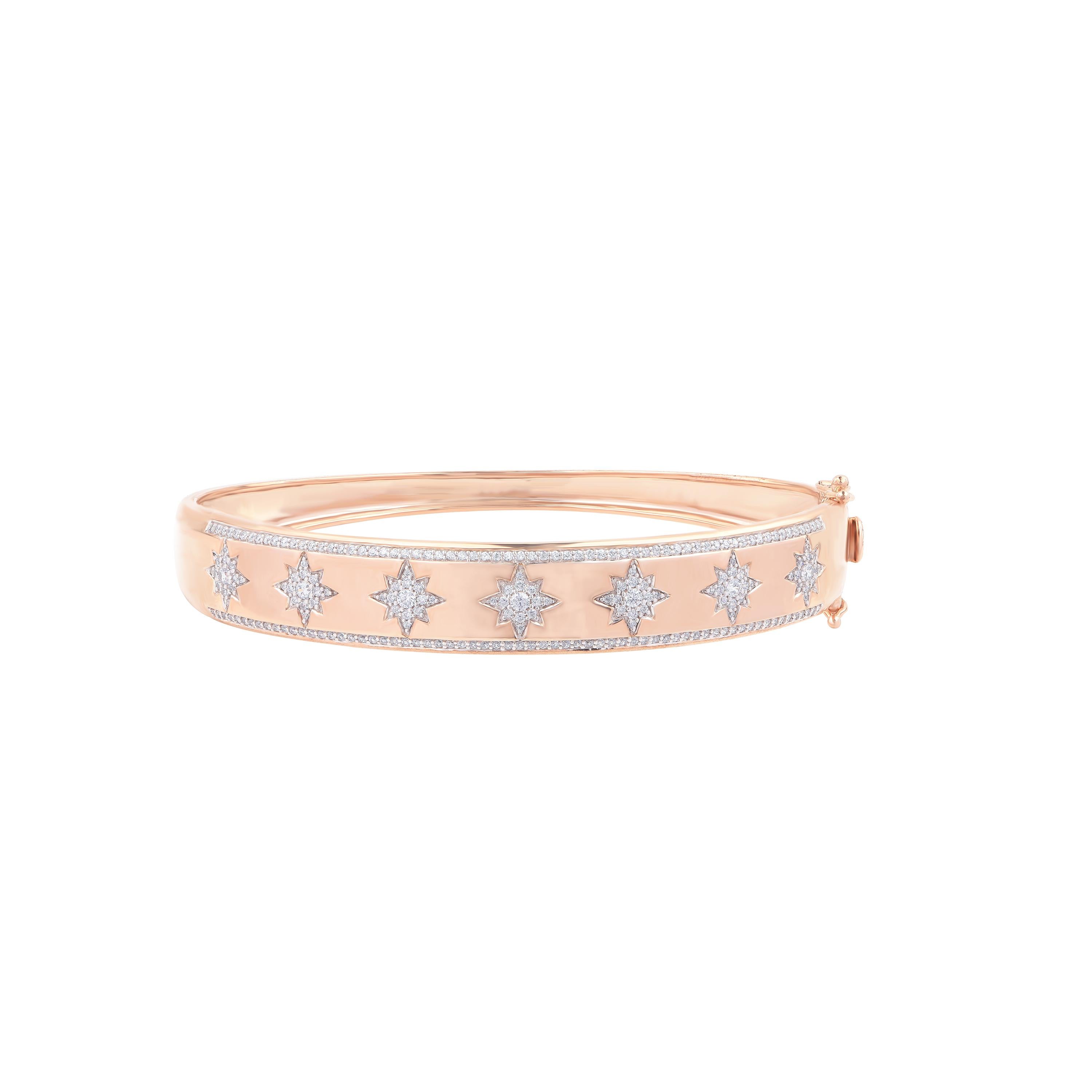 Ornée de 221 diamants brillants sertis en pavé et façonnée en or rose 18 carats. Les diamants sont de couleur H-I et de pureté I2.  

Cette pièce est fabriquée sur commande, veuillez prévoir un délai de 2 à 3 semaines pour la fabrication.
