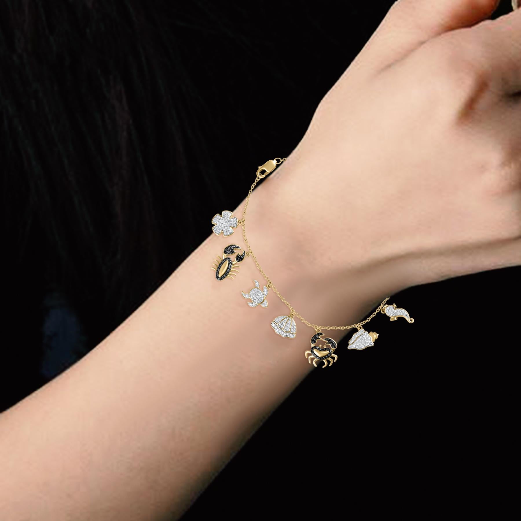 Women's or Men's TJD 1.0 Carat Diamond 18 Karat Yellow Gold Aquatic Life Charm Bracelet For Sale