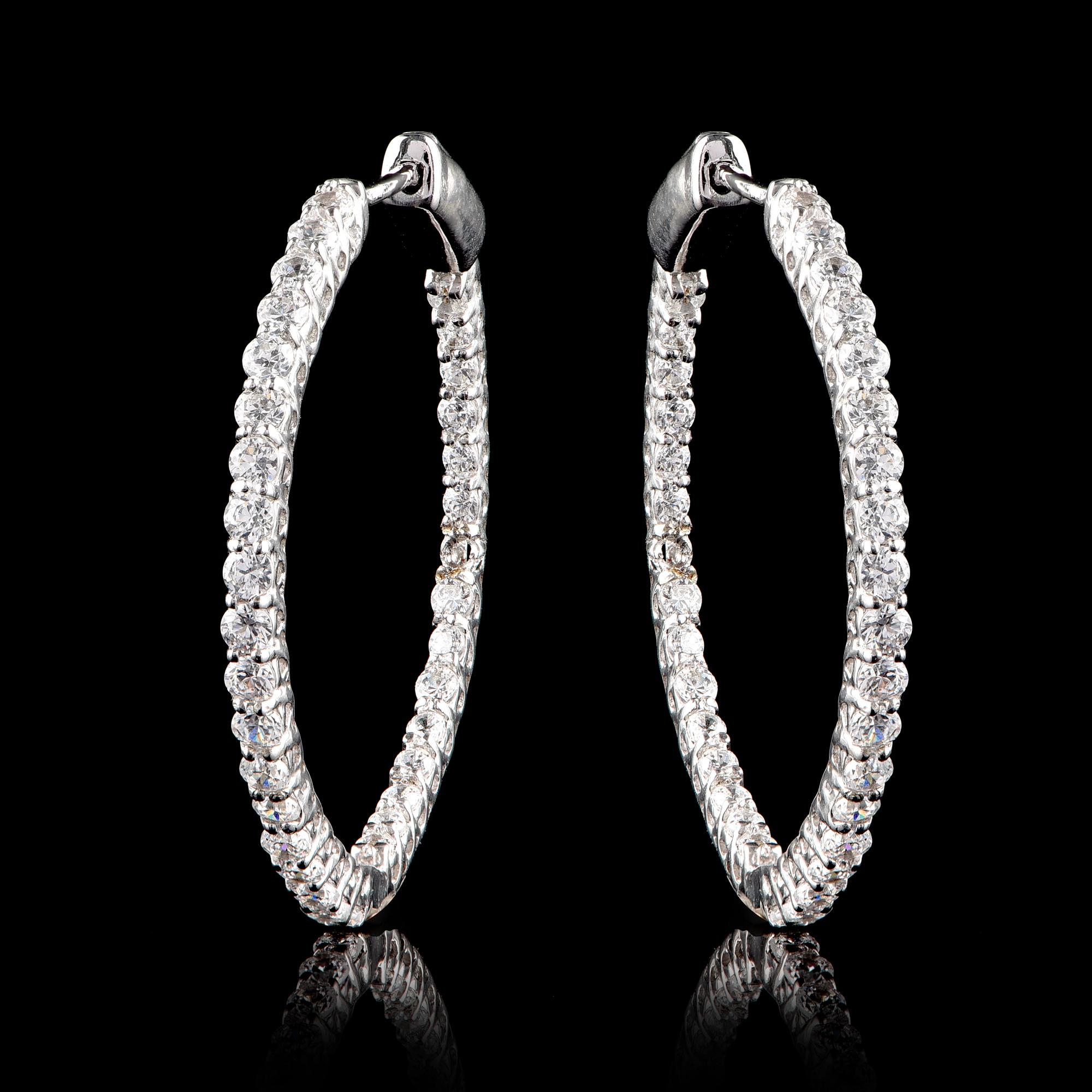 Classiques et toujours à la mode, ces boucles d'oreilles 