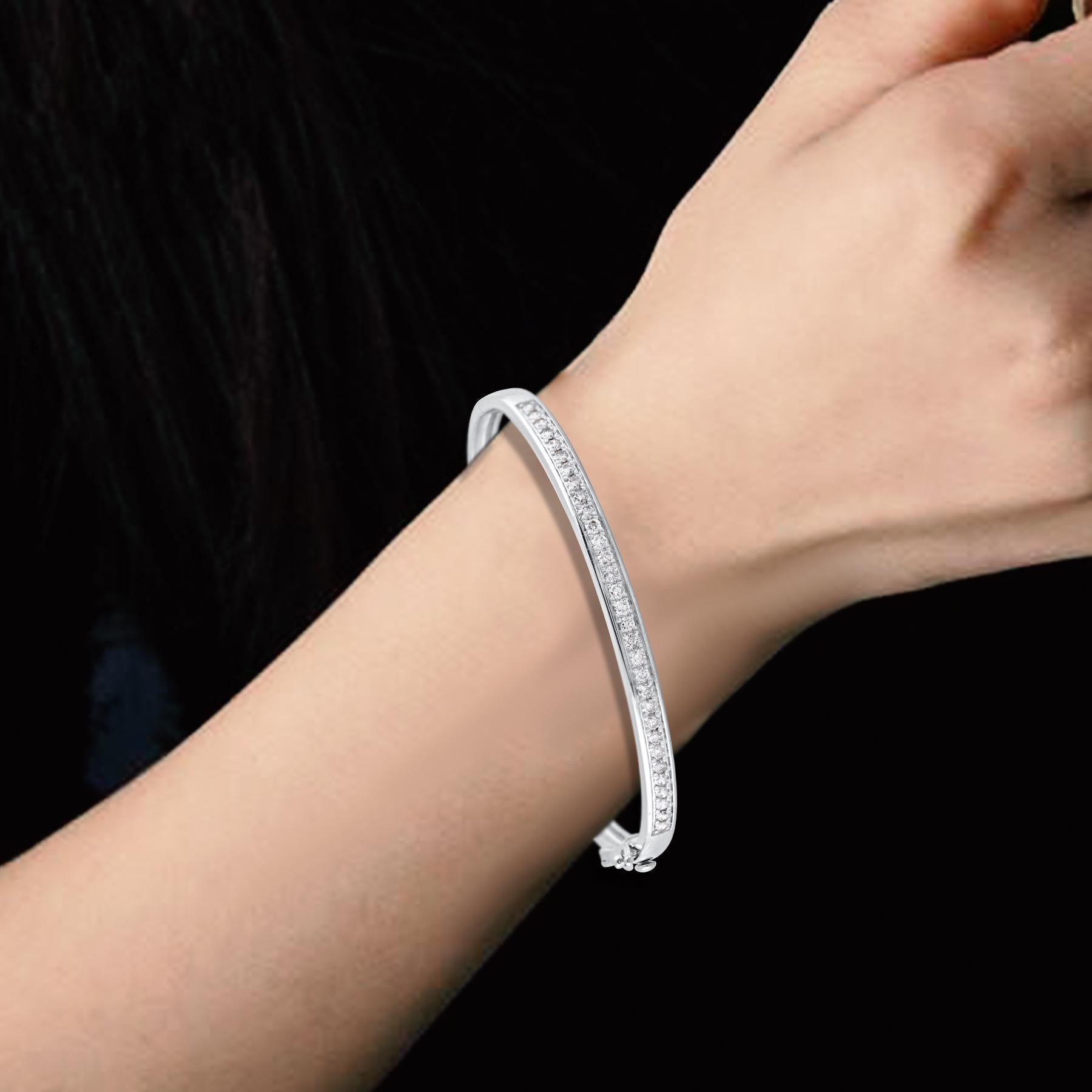 TJD 1,0 Karat natürlicher Brillantschliff Diamant 14 Karat Weißgold gefütterter Armreif Damen im Angebot