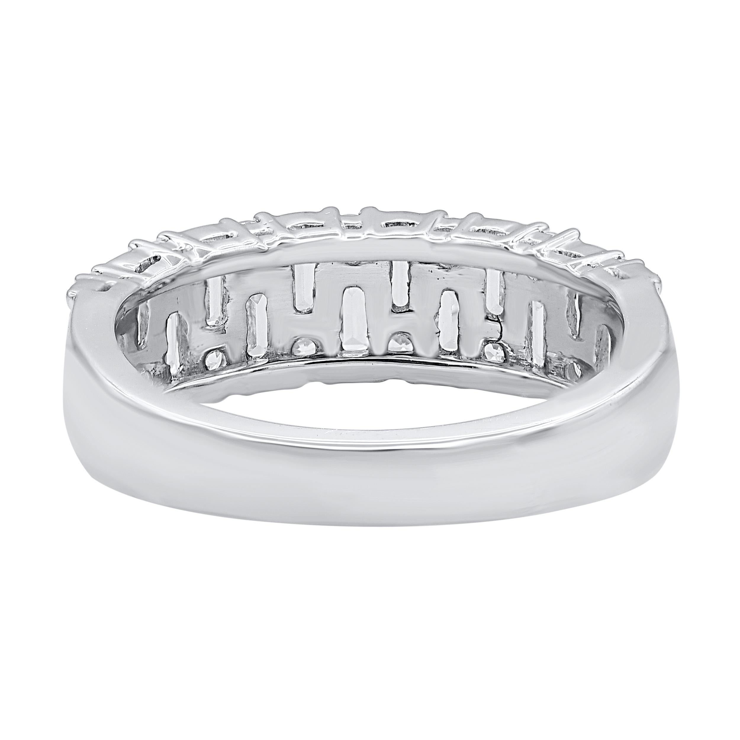 Contemporary TJD 1.0 Carat Natural Diamond 14 Karat White Gold Wedding Band Ring For Sale