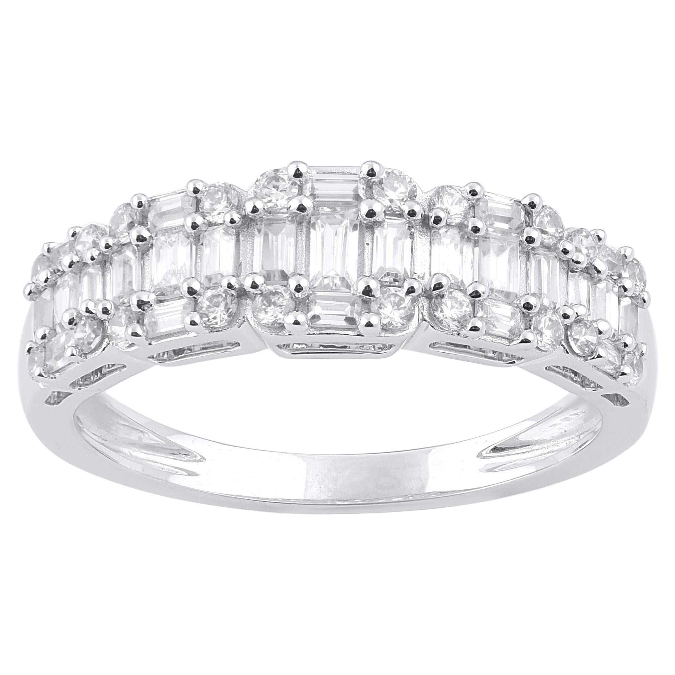 TJD 1.0 Carat Round & Baguette Cut Diamond 14 Karat White Gold Wedding Band Ring For Sale