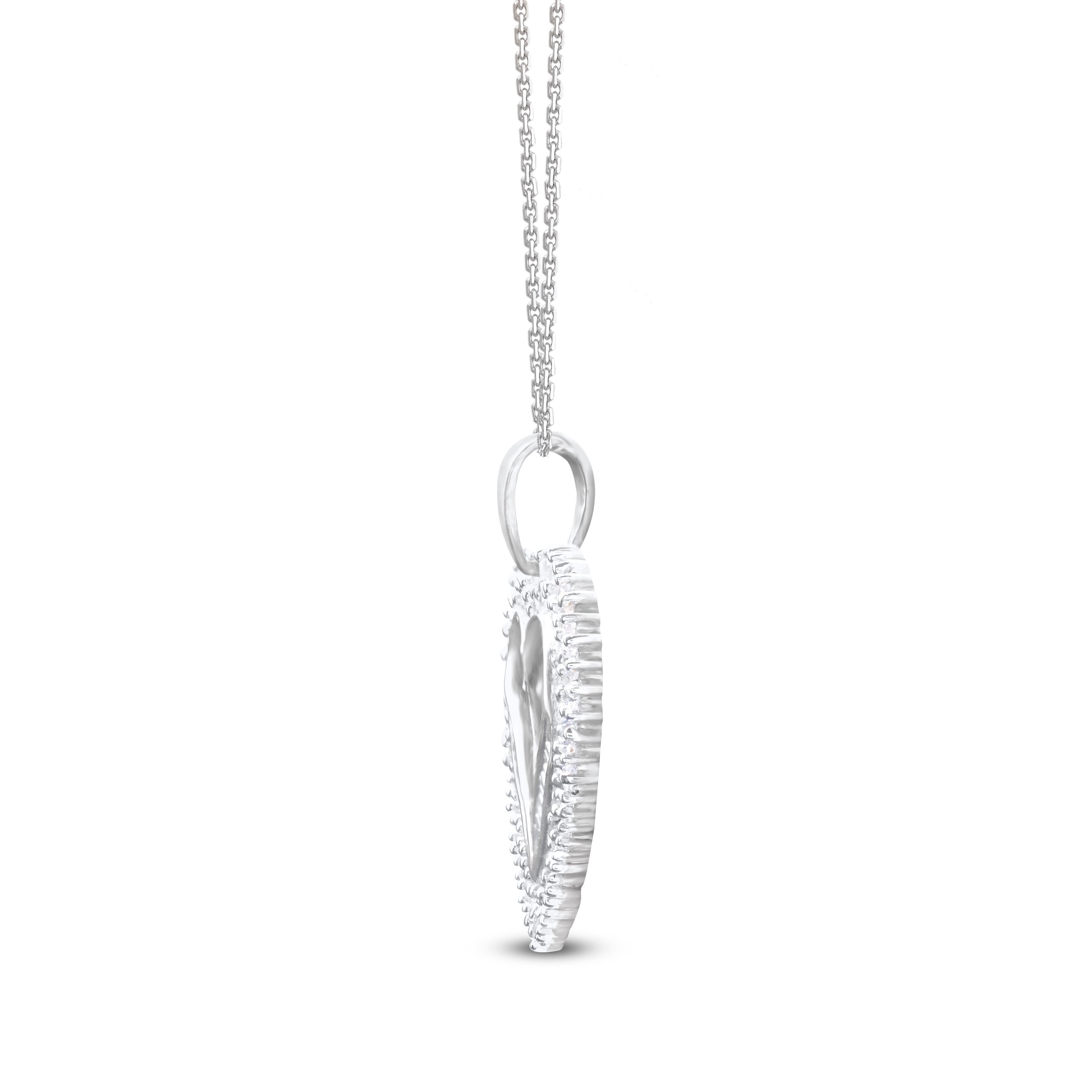 Romantico TJD Collana con ciondolo a cuore in oro bianco 14KT con diamanti tondi e baguette da 1,0 carati in vendita