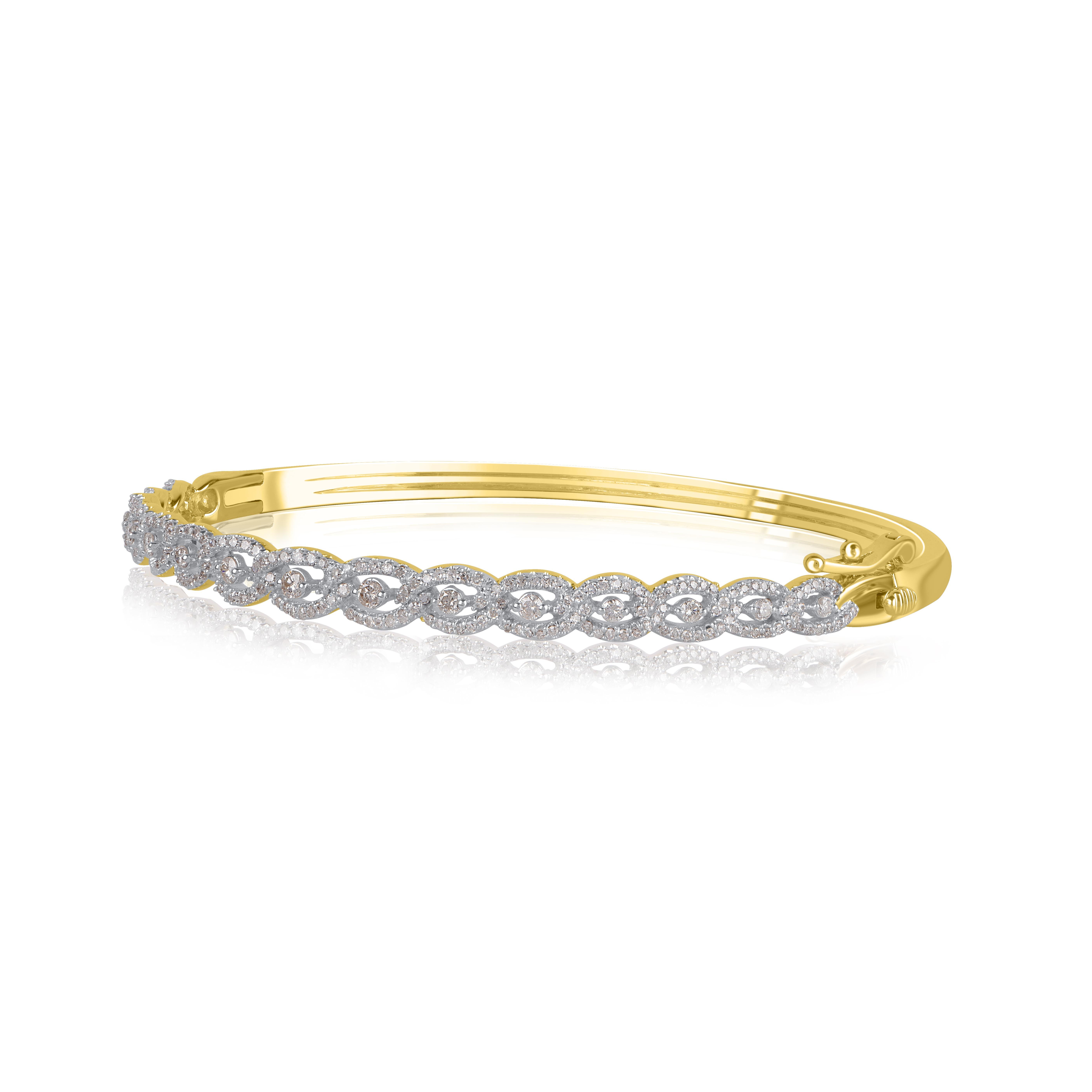 Moderne Bracelet jonc à maillons entrelacés en or jaune 14 carats avec diamants ronds de 1,0 carat TJD en vente