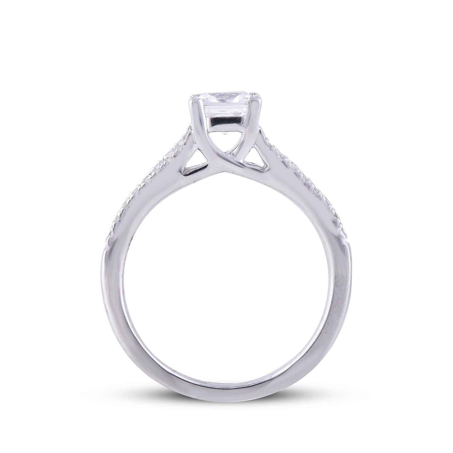 TJD 1.0 Carat Round Diamond 18KT White Gold Square Princess Engagement Ring In New Condition For Sale In New York, NY