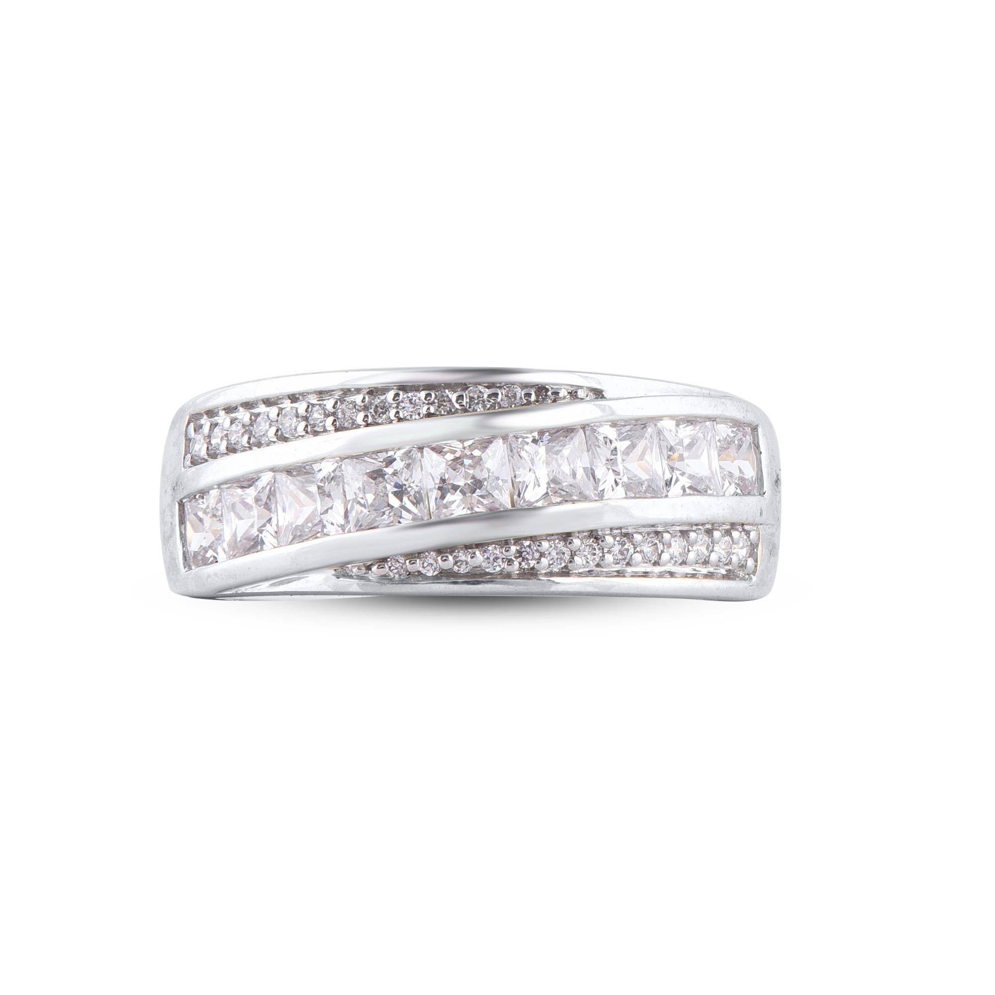 Art Deco TJD 1.0 Carat Round & Princess Cut 14KT White Gold Crossover Wedding Band Ring For Sale