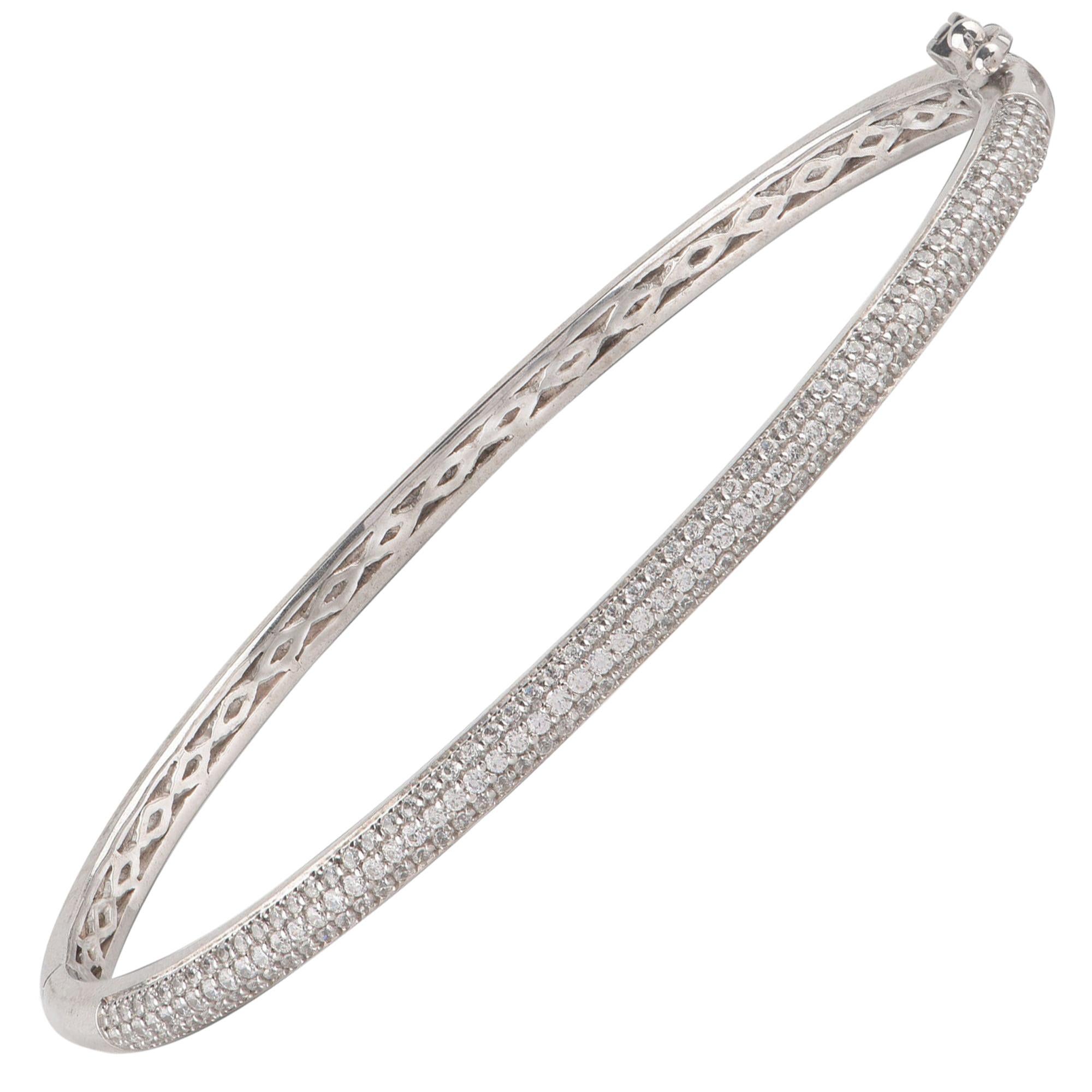 TJD 1.0 Carat Three Row Diamond 18 Karat White Gold Classic Hinged Bangle