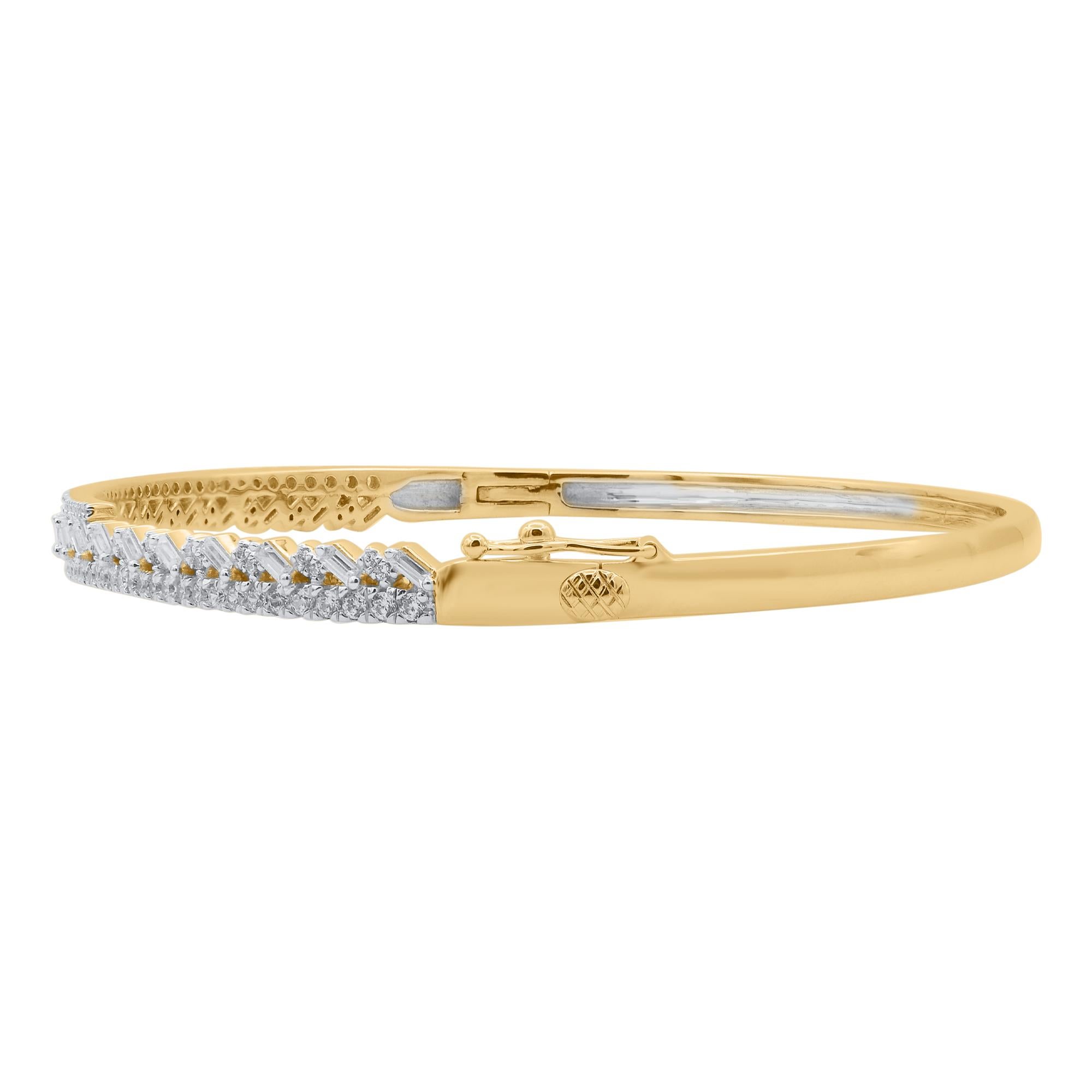 Add a sweet touch to all your favourite looks with this subtle diamond bangle bracelet.
This Shimmering bangle bracelet features 139 natural single cut, brilliant cut & baguette diamonds in prong setting and crafted in 14kt yellow gold. Diamonds are