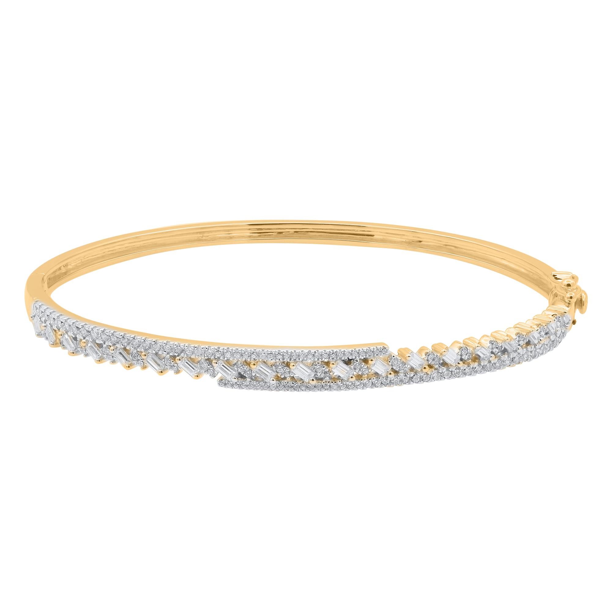 TJD 1.0 Ct Natural Round & Baguette Diamond Bangle Bracelet in 14KT Yellow Gold For Sale