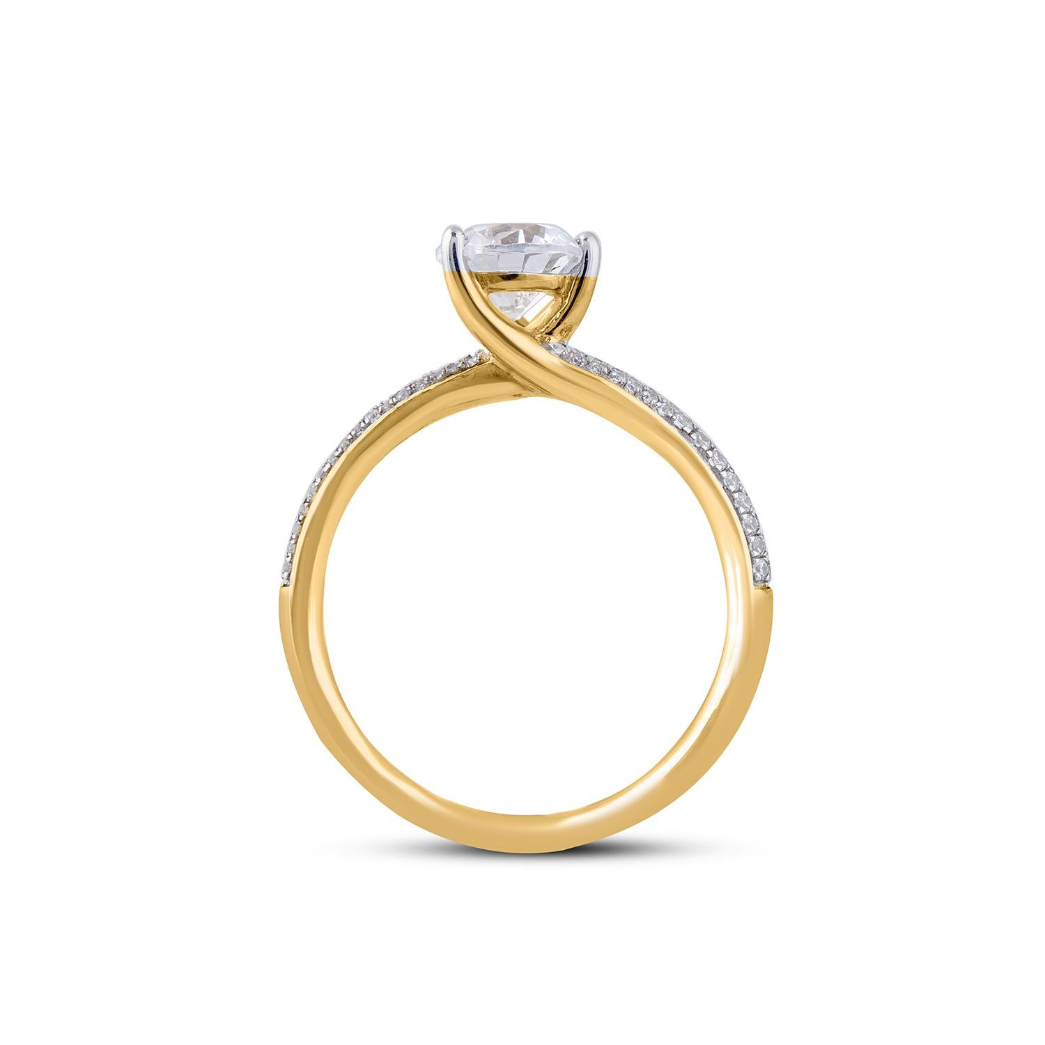 TJD 1.0 Ct Round Diamond 18KT Yellow Gold Solitaire with Shoulder Stones Ring In New Condition For Sale In New York, NY