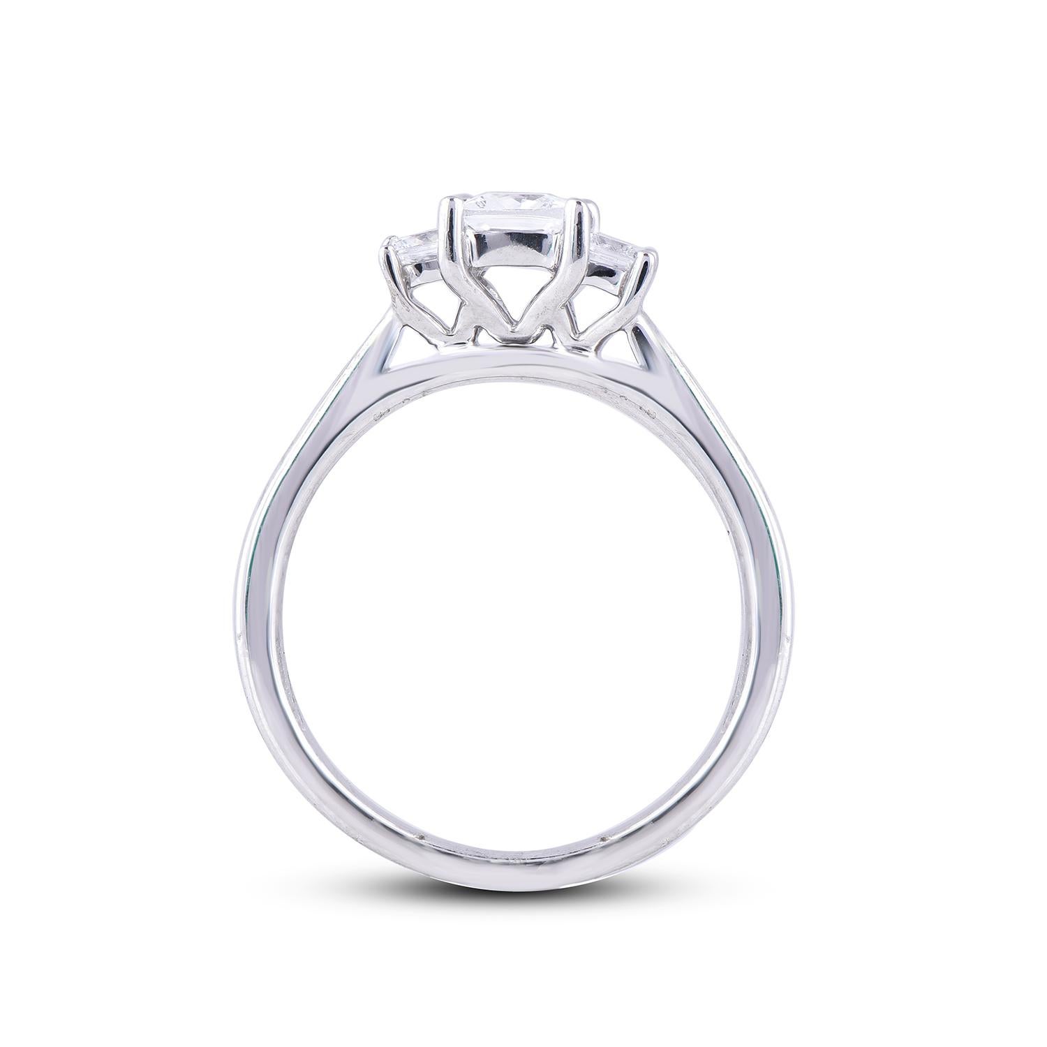 Women's TJD 1.00 Carat 18 Karat White Gold Classic 3 Stone Princess Cut Engagement Ring For Sale