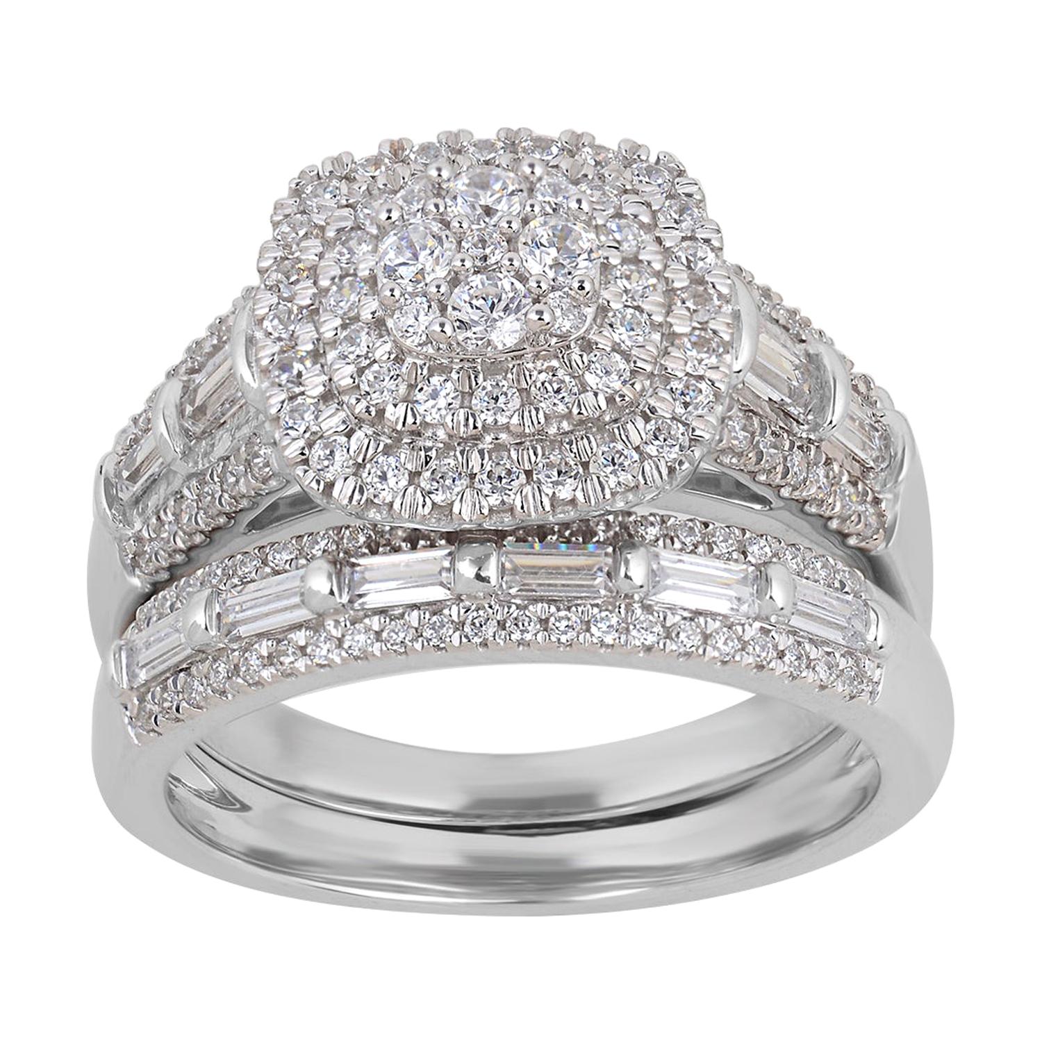 TJD 1Carat Round & Baguette Diamond 14 Karat White Gold Cluster Bridal Ring Set For Sale