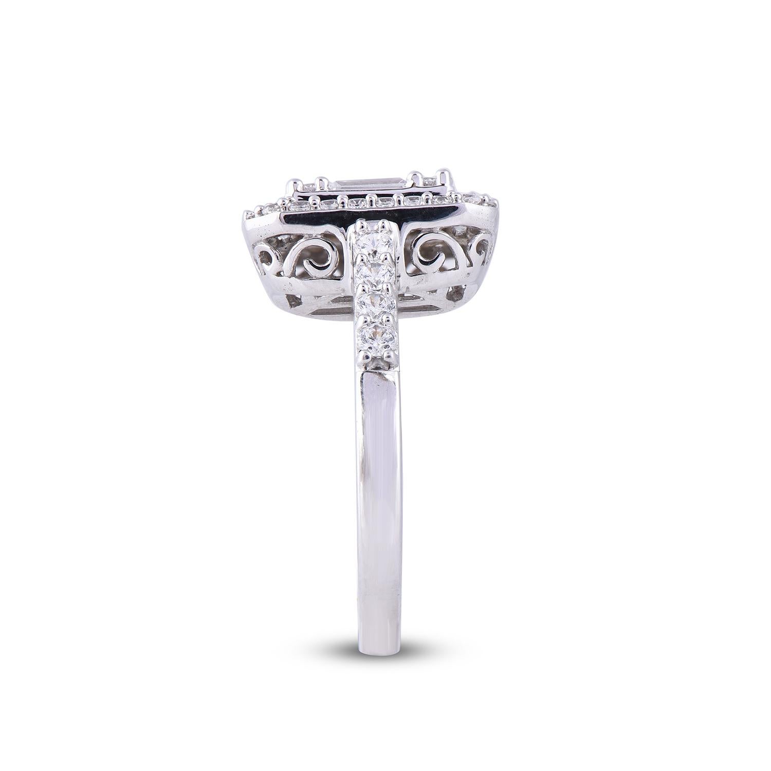 Women's TJD 1.00 Carat Baguette/Round 14 Karat White Gold Classic Rectangle Ring For Sale