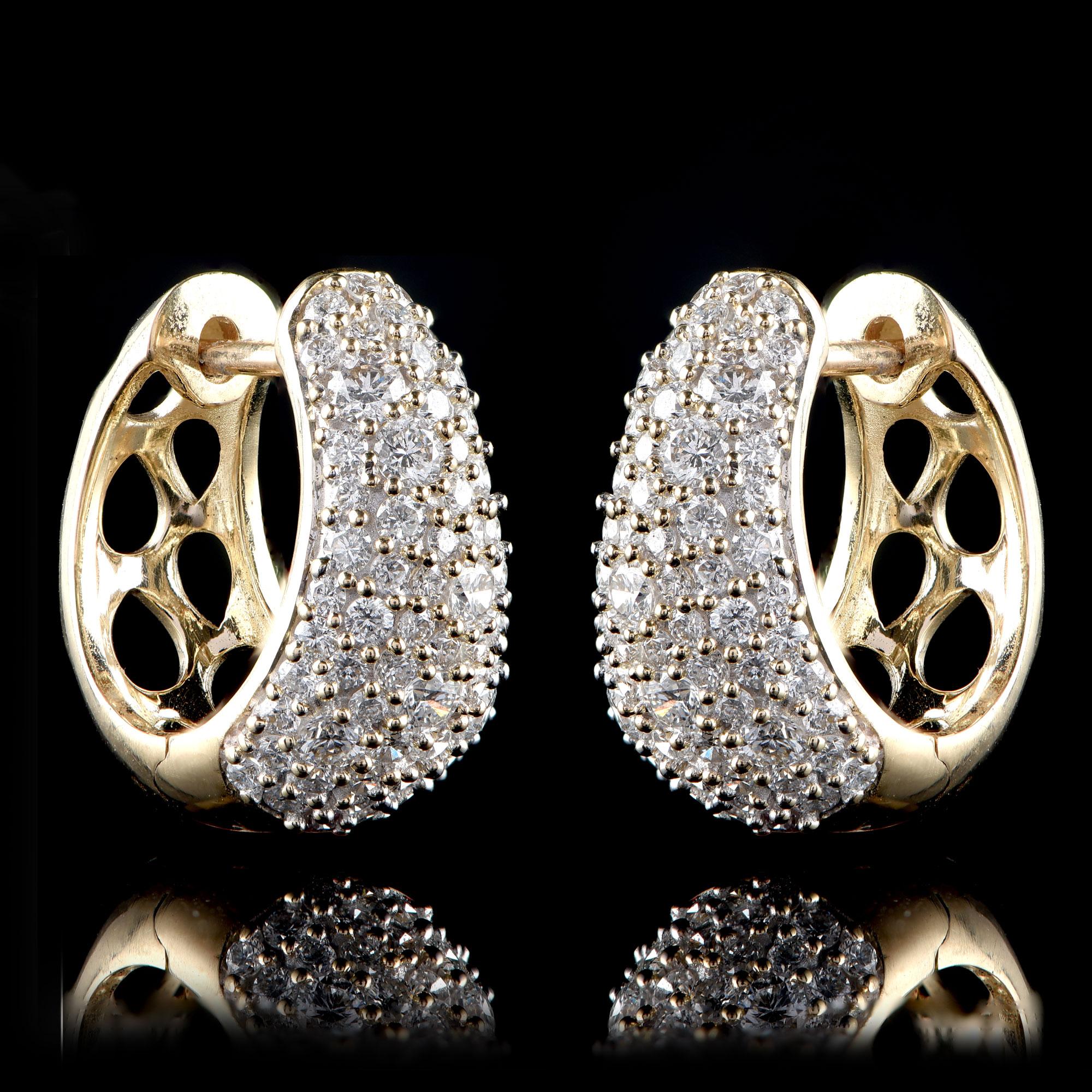 Contemporary TJD 1.00 Carat Natural Diamond 14 Karat Yellow Gold Gorgeous Huggie Earrings For Sale