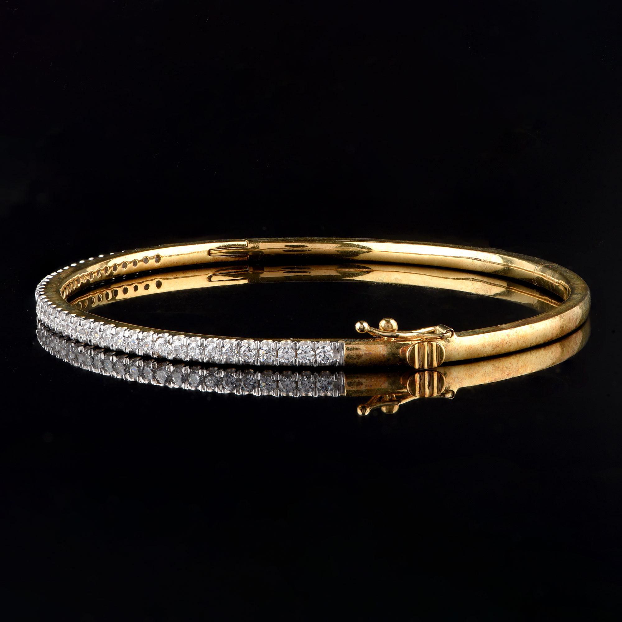 TJD 1.00 Carat Natural Diamond 18 K Yellow Gold Micro Pave Setted Classic Bangle In New Condition For Sale In New York, NY
