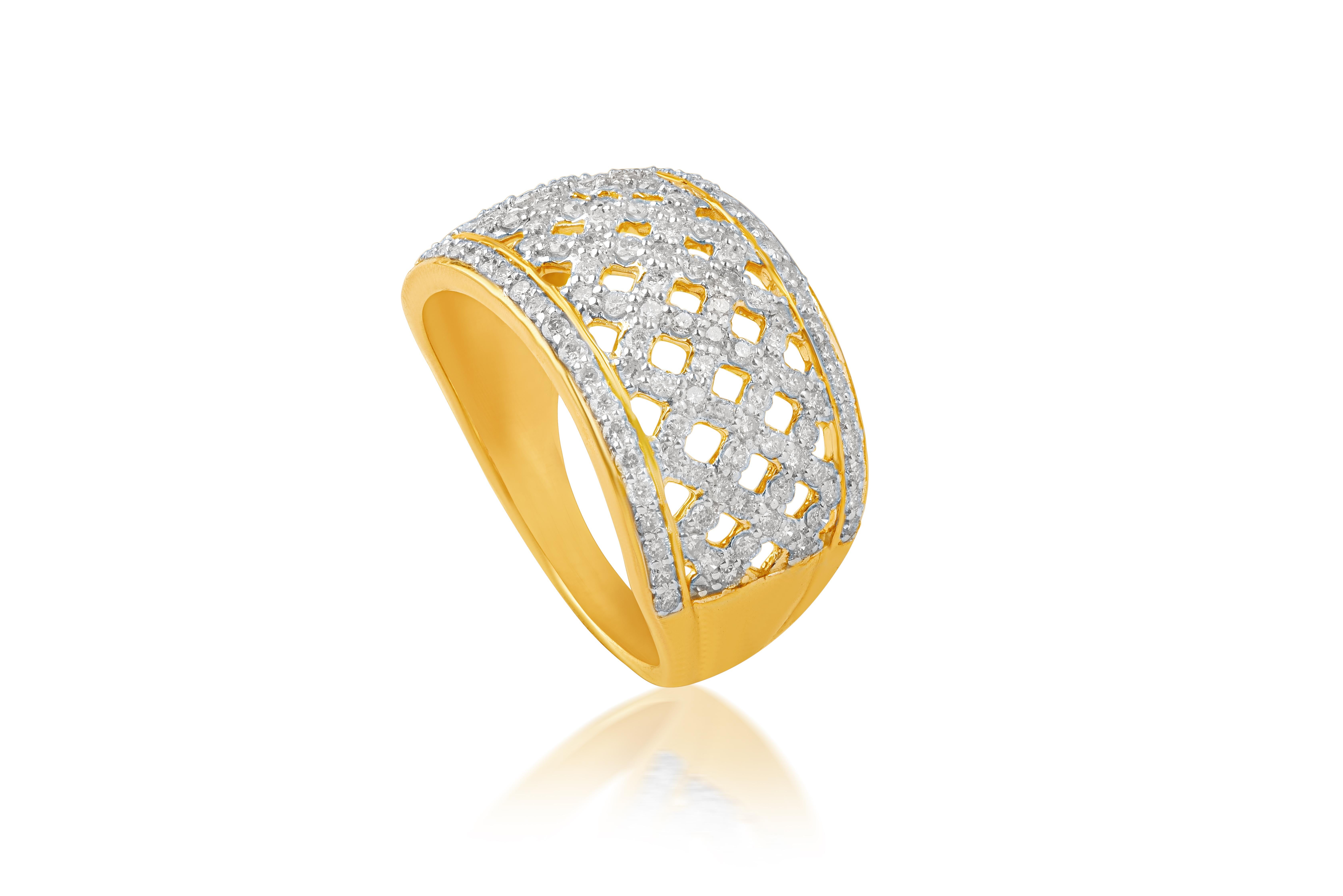 Simple yet elegantly crafted diamond designer ring, exquisitely designed and crafted in 10 kt yellow gold. This shimmering design features 137 round natural diamonds set in prong setting, diamonds are graded I-J Color, I3 Clarity. Ring size is US