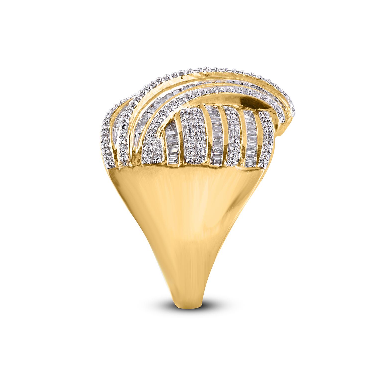 Baguette Cut TJD 1.00 Carat Natural Round & Baguette Diamond 14 Karat Yellow Gold Band Ring For Sale